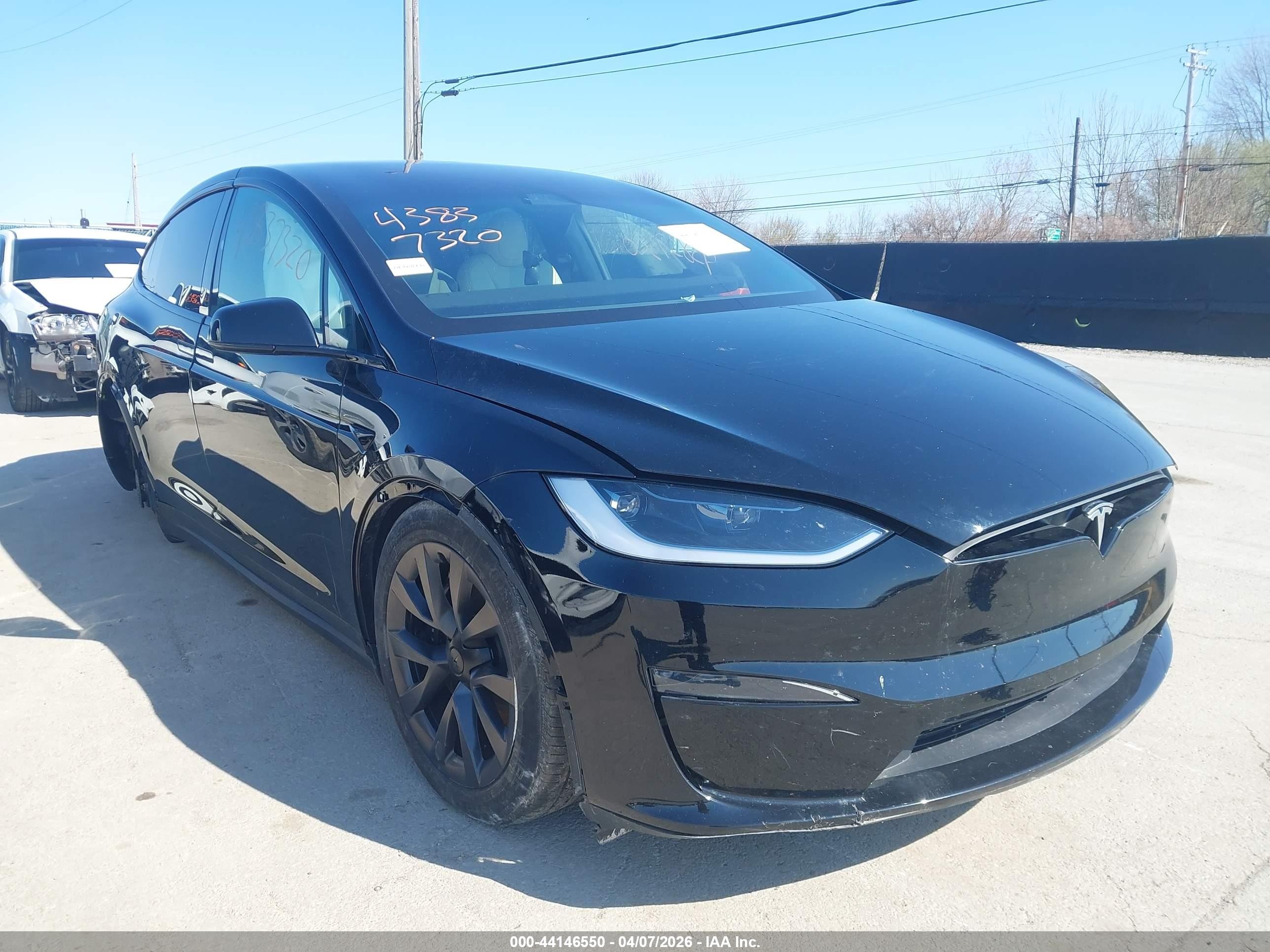 2024 Tesla Model X, VIN 7SAXCBE55RF444675 — Rear end