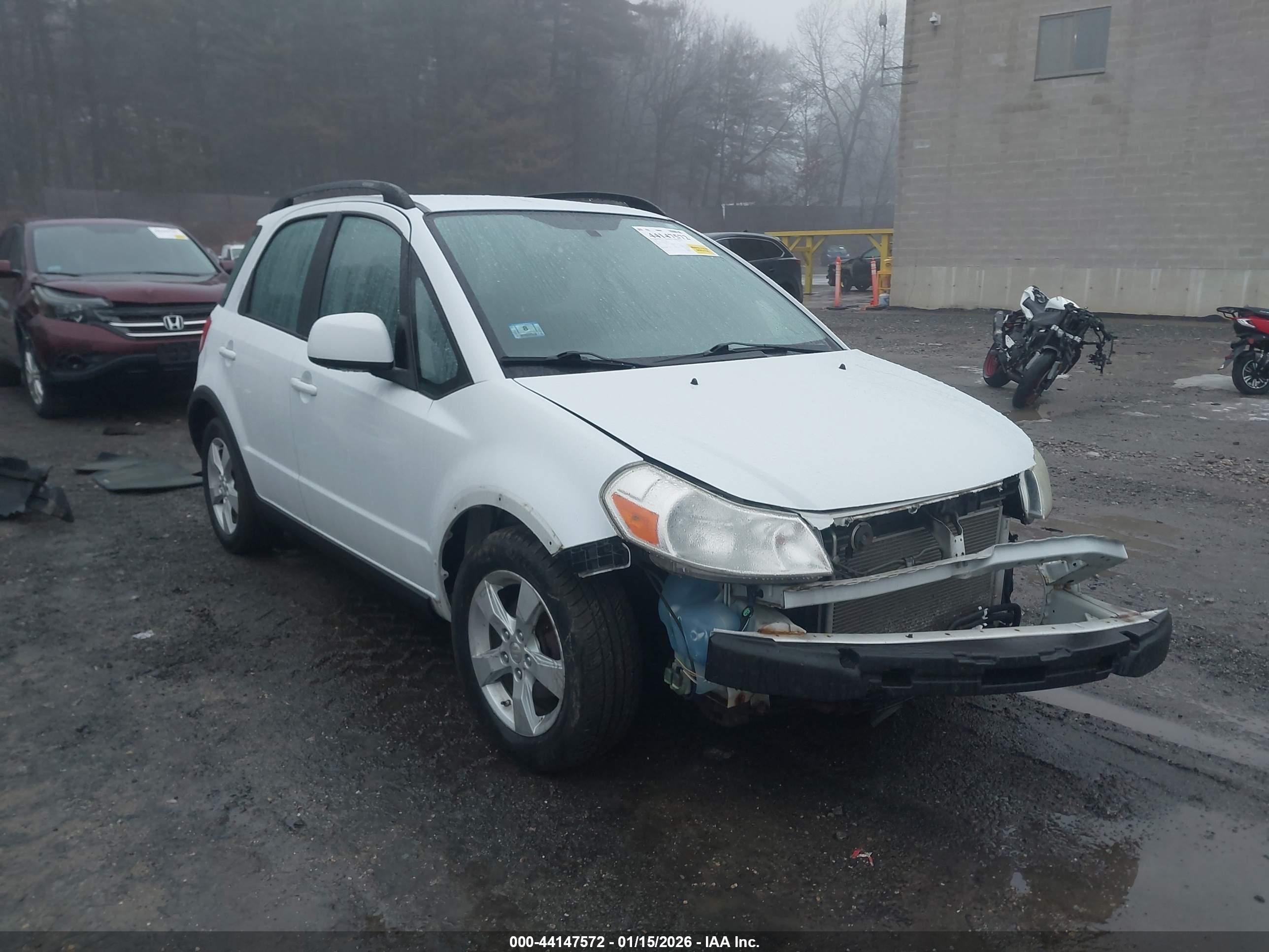 2012 Suzuki SX4 Crossover, VIN JS2YB5A34C6306340 — Front end