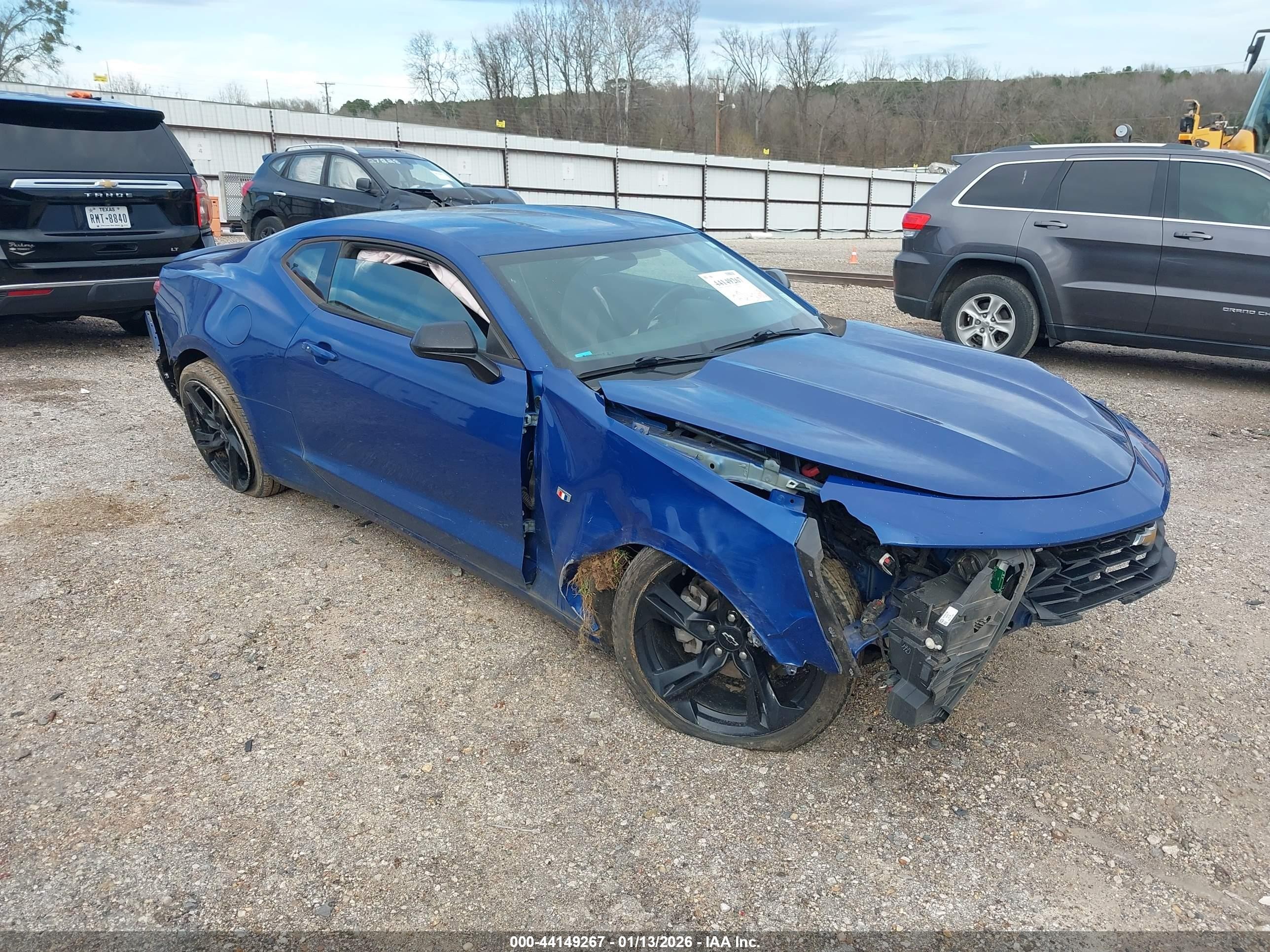 2021 Chevrolet Camaro 1LS, VIN 1G1FB1RX9M0120369 — Side