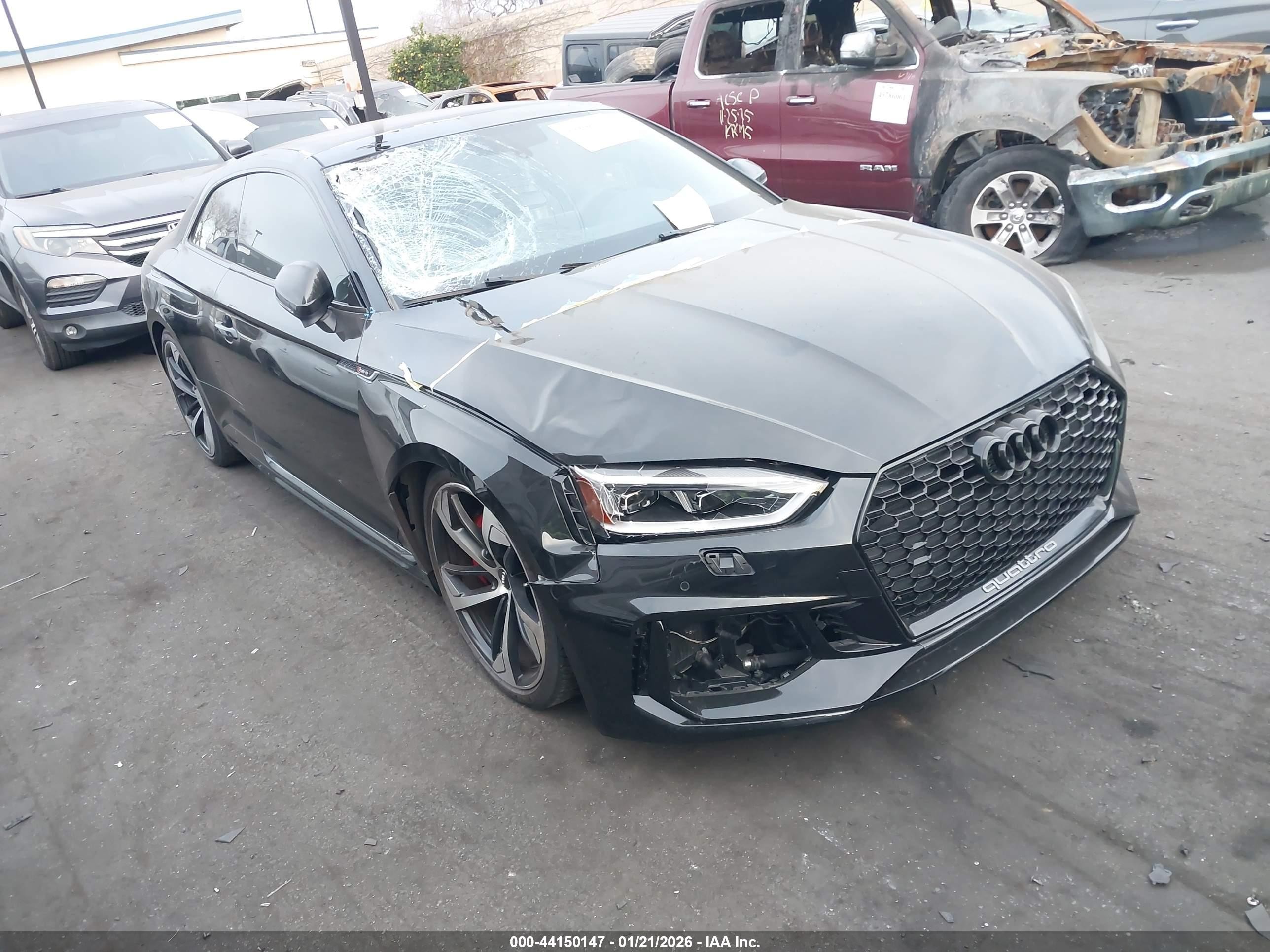 2018 Audi RS 5, VIN WUARWAF58JA904045 — Перед