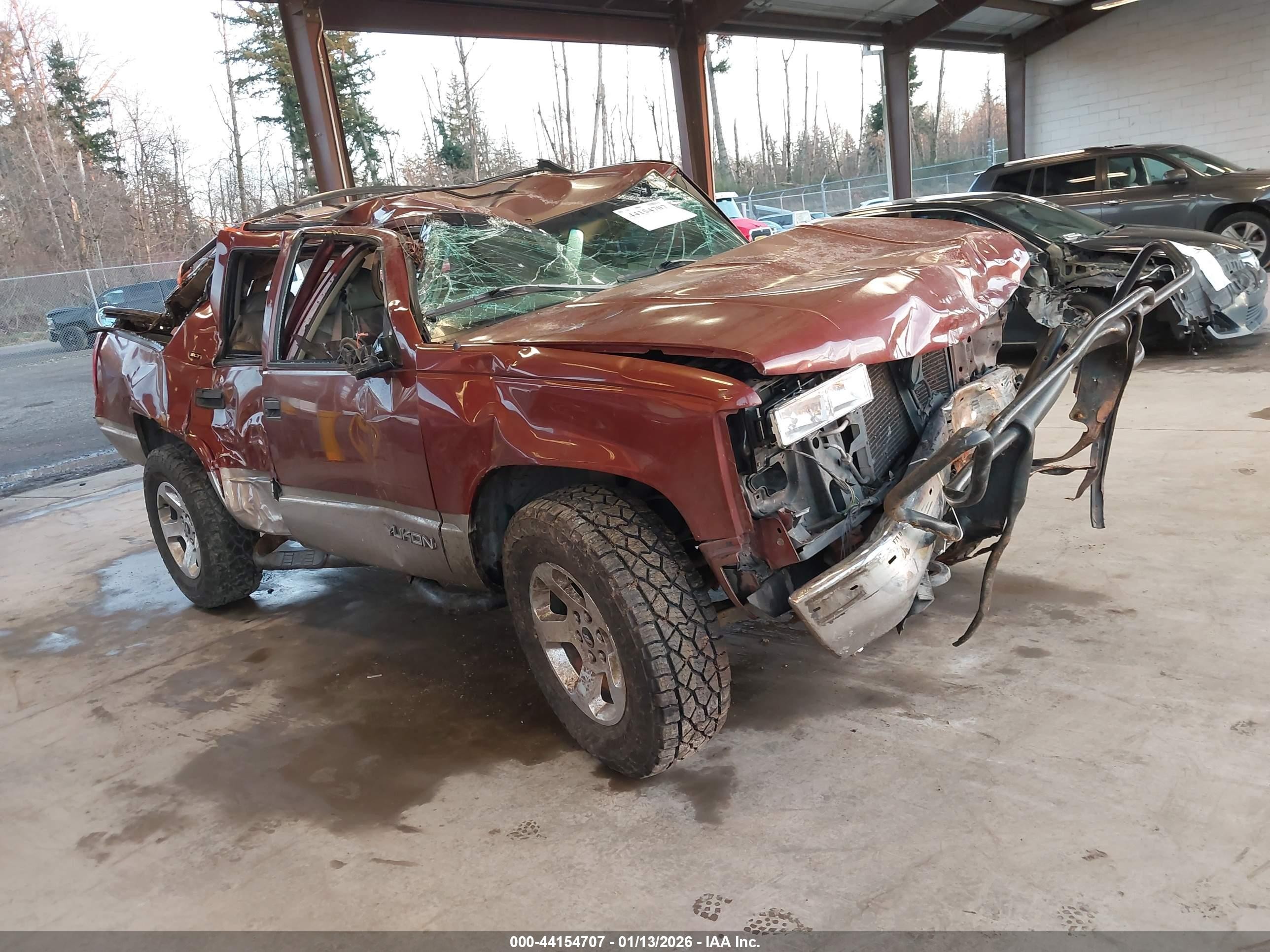 1998 GMC Yukon, VIN 1GKEK13R9WJ733249 — Rollover