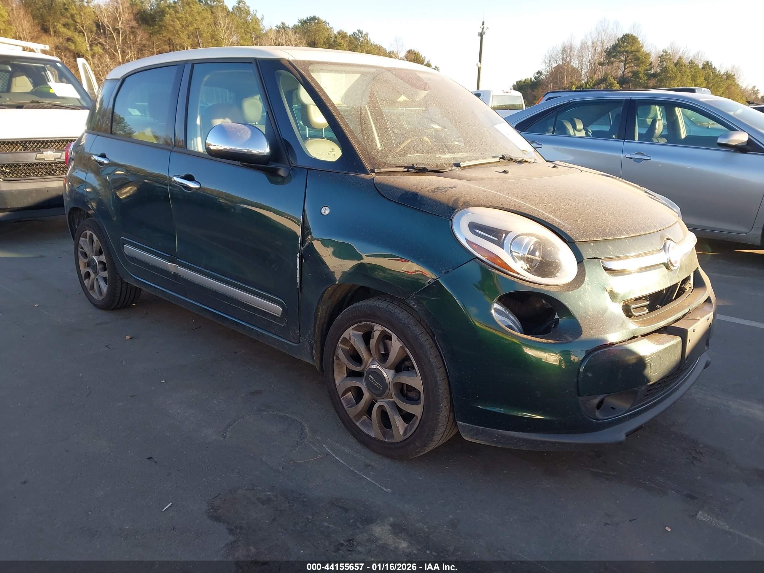 2015 FIAT 500L Lounge, VIN ZFBCFACH1FZ036211 — Front end