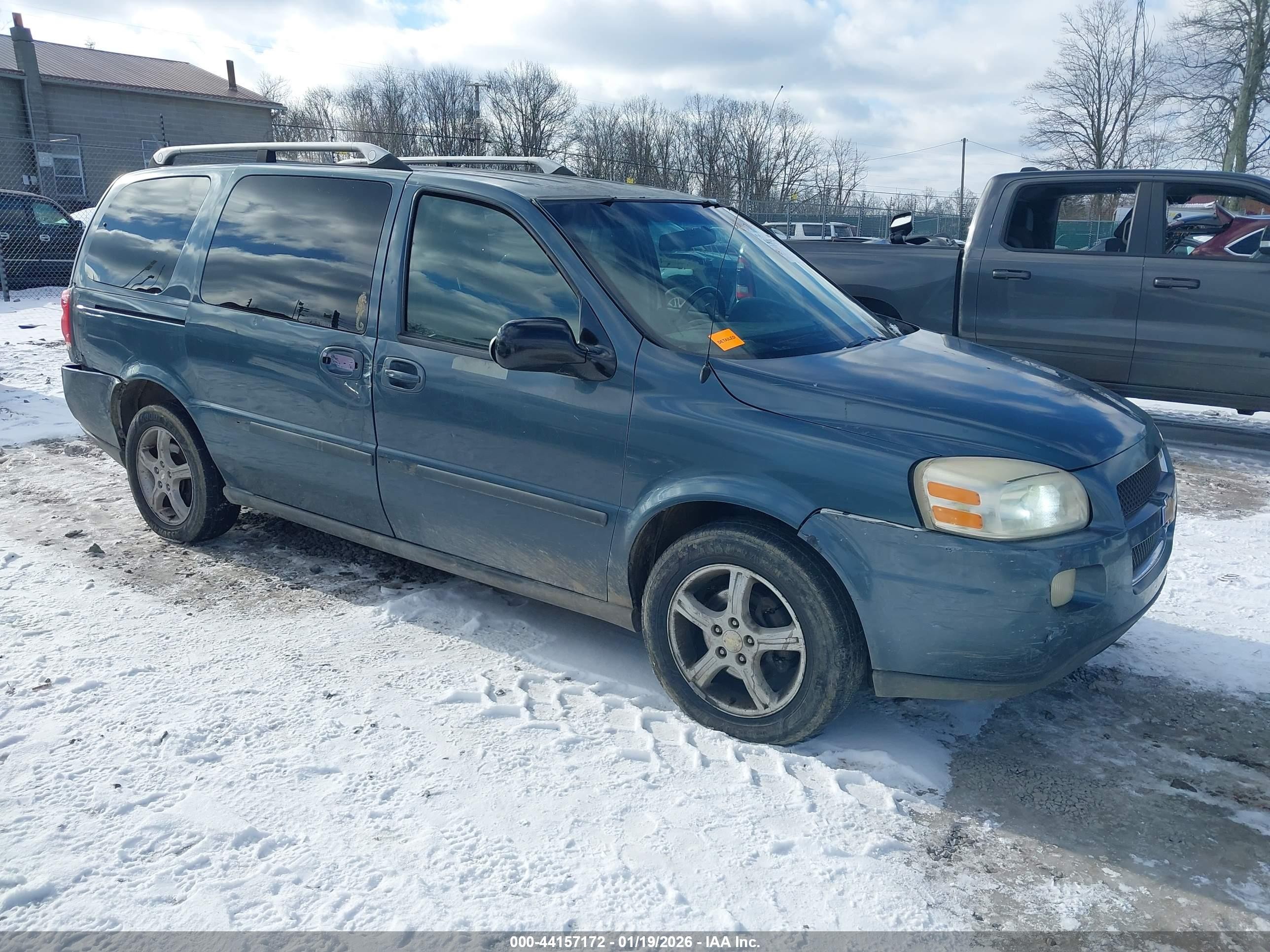 2005 Chevrolet Uplander LT, VIN 1GNDX33L55D226398 — Rear end