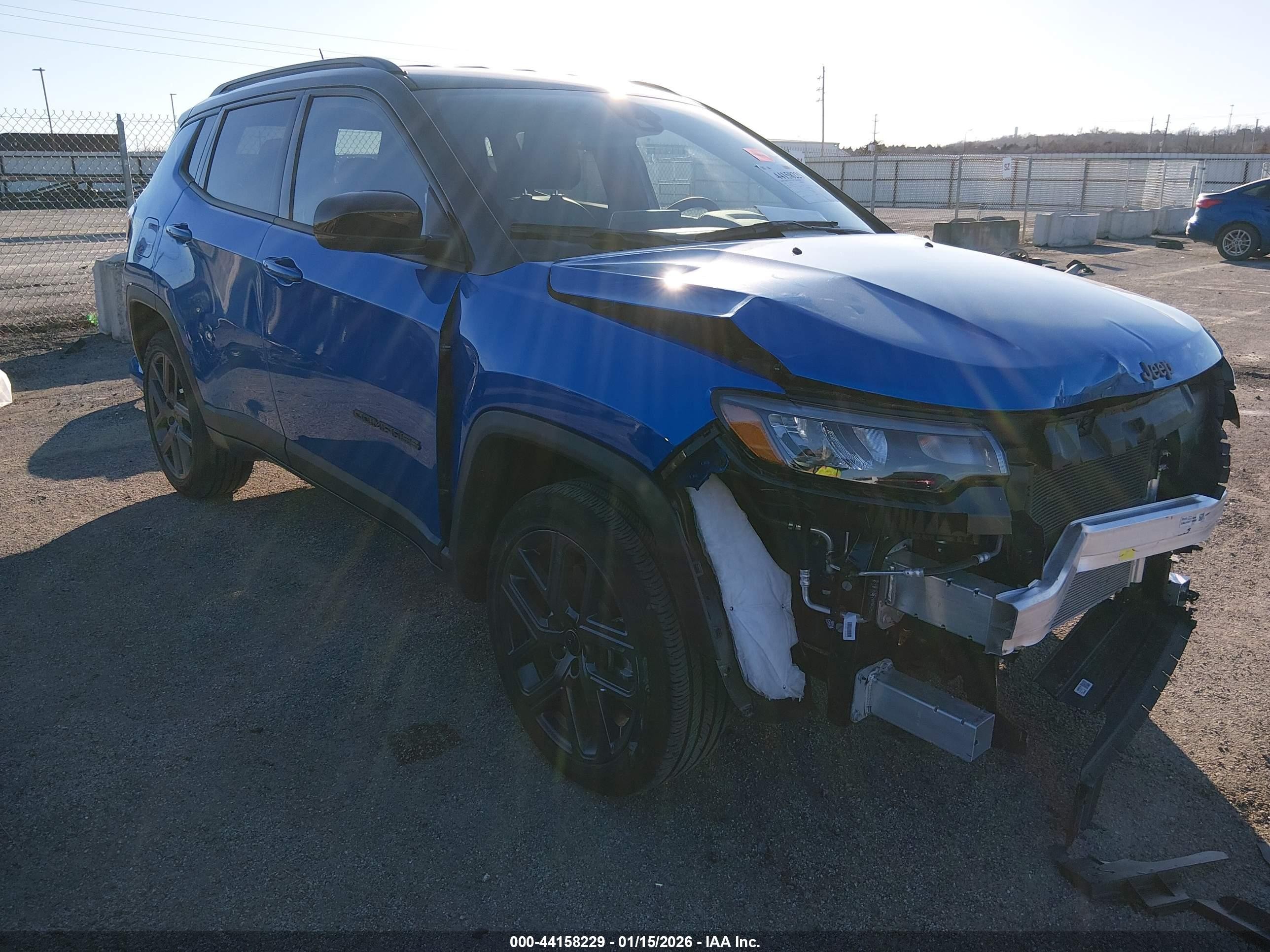 2026 Jeep Compass Limited, VIN 3C4NJDCN6TT184353 — Front end