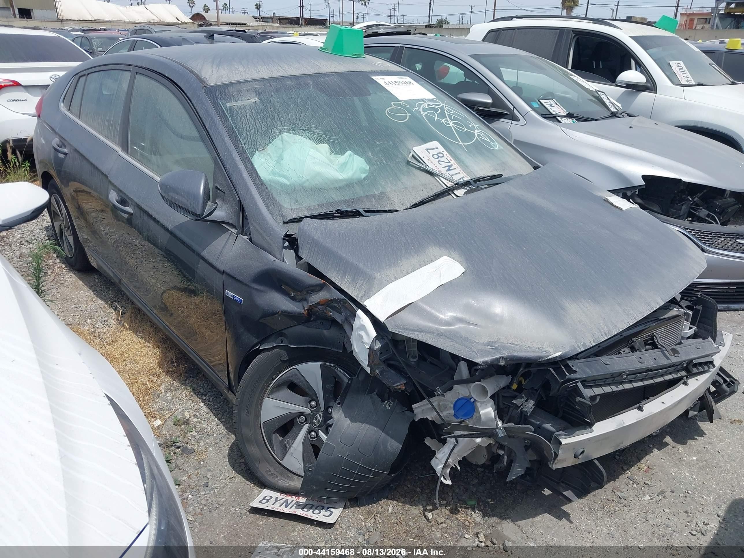 2017 Hyundai Ioniq SEL, VIN KMHC75LCXHU057348 — Перед