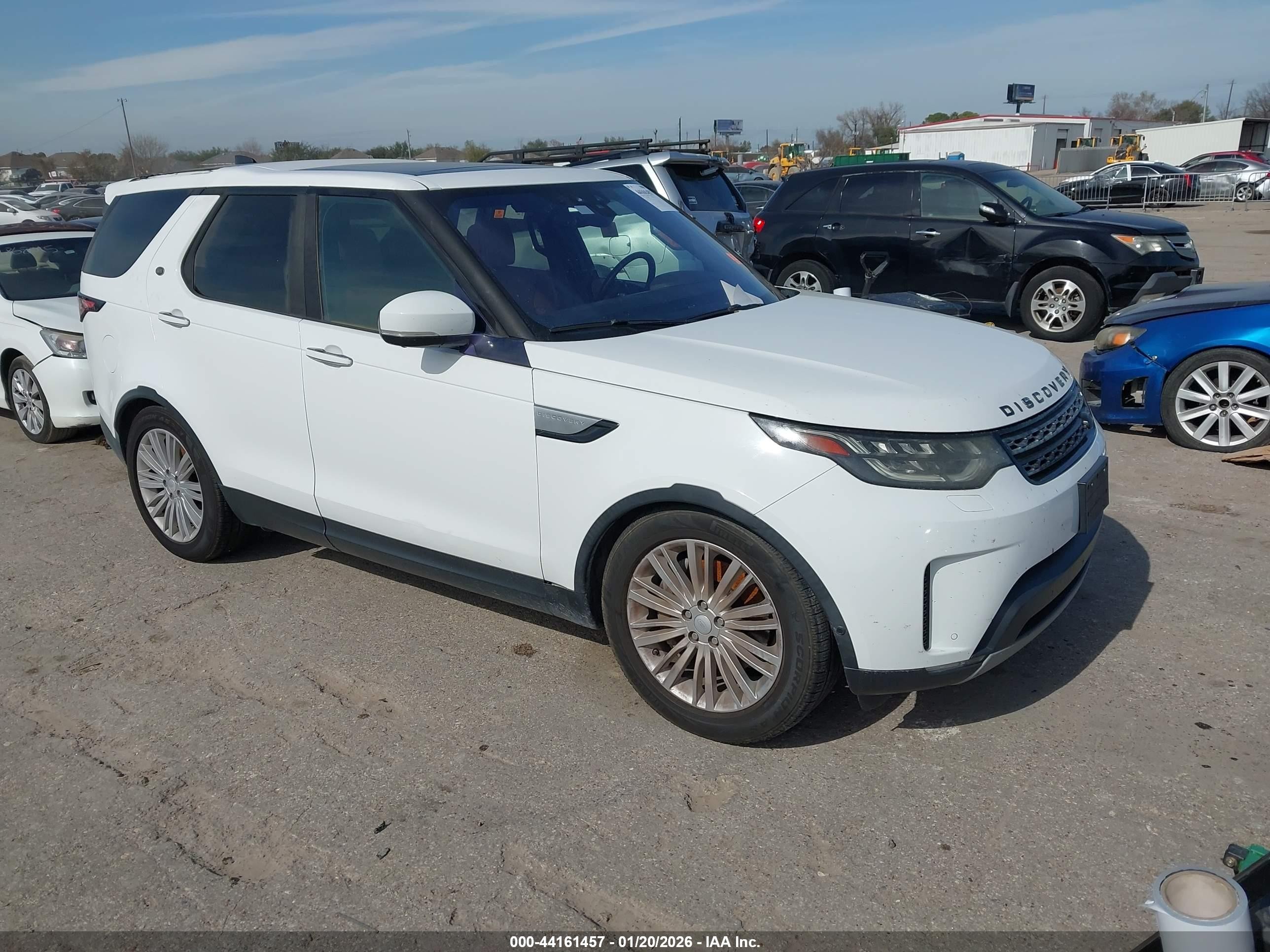 2018 Land Rover Discovery HSE Luxury, VIN SALRT2RV8JA061920 — Biohazard / chemical