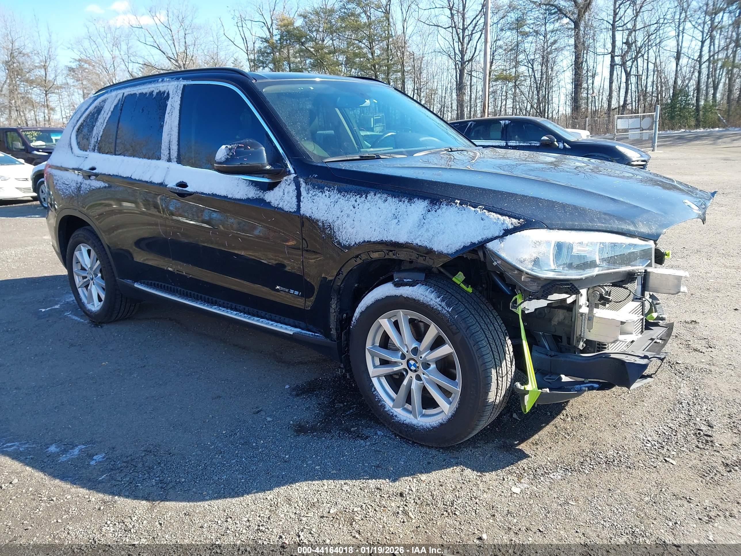 2015 BMW X5 xDrive35i, VIN 5UXKR0C55F0K70807 — Front end