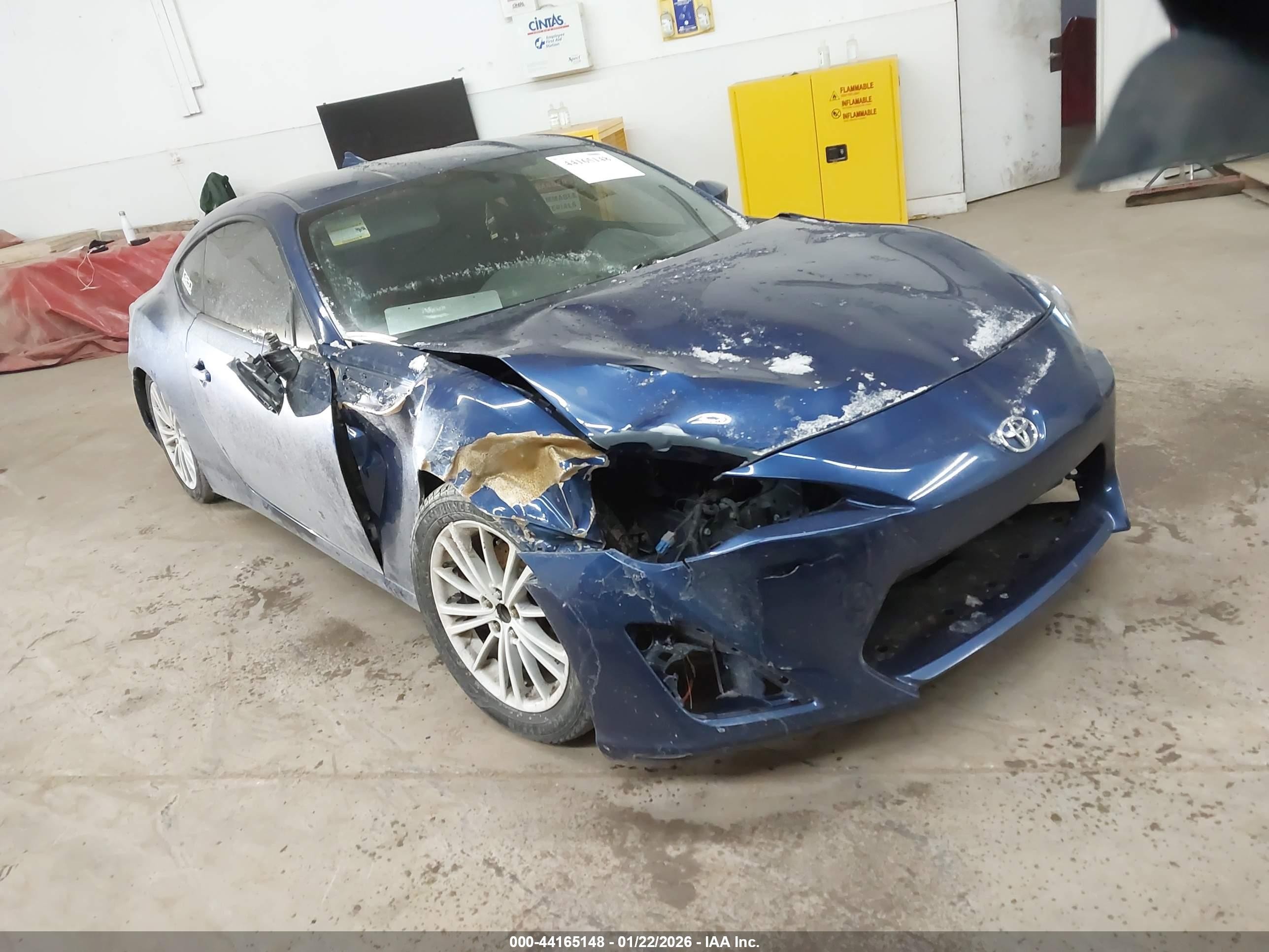 2013 Scion FR-S, VIN JF1ZNAA13D1734627 — Front end