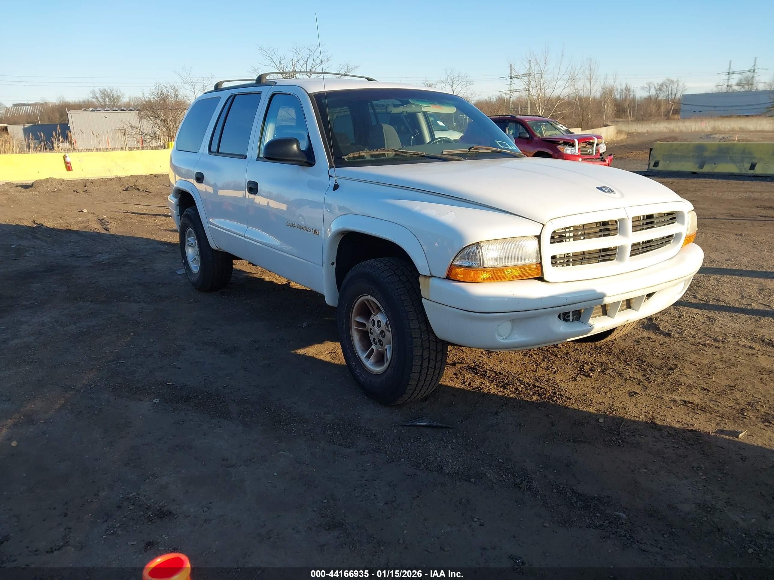 1998 Dodge Durango, VIN 1B4HS28Y1WF143092 — Front end