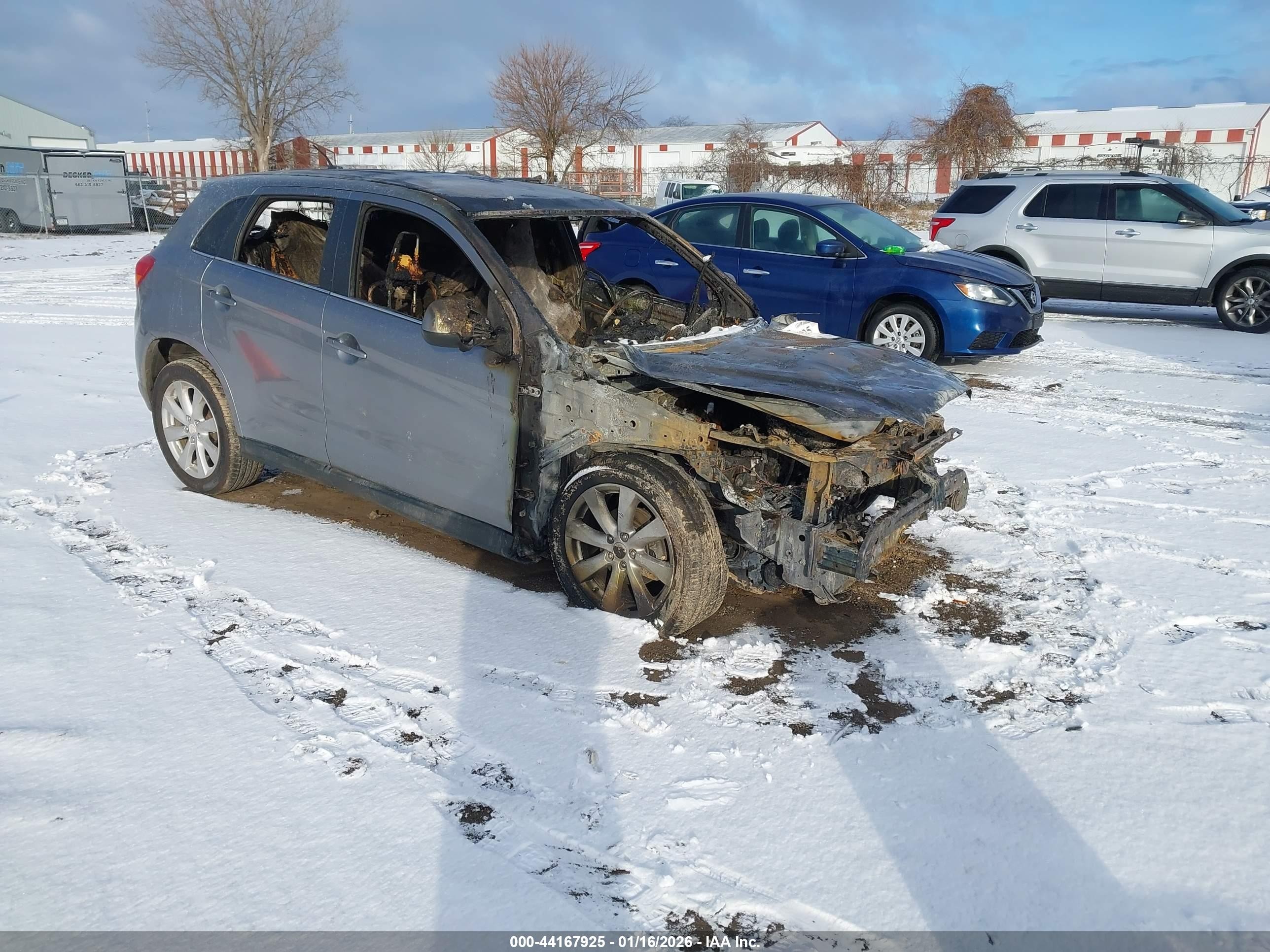 2014 Mitsubishi Outlander SE, VIN 4A4AR4AU6EE014166 — Engine fire