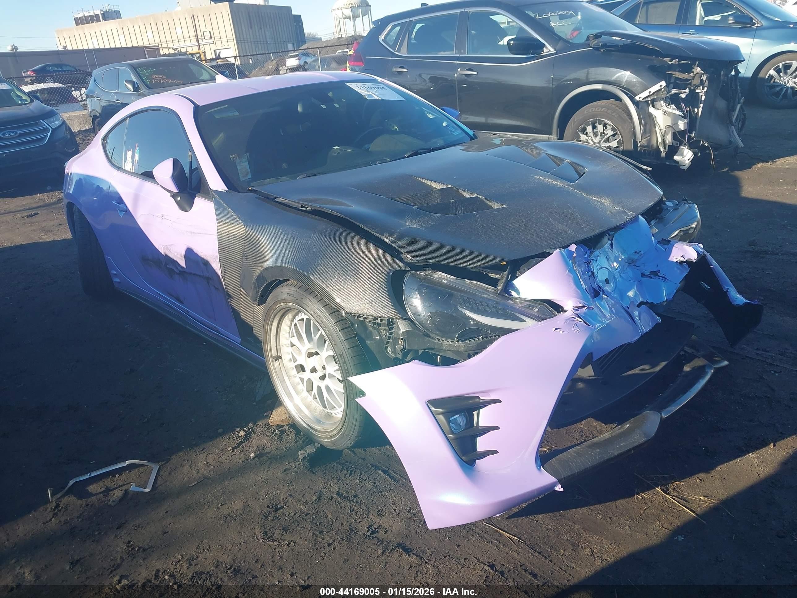 2019 Toyota 86 TRD SE, VIN JF1ZNAE16K9700383 — Front end