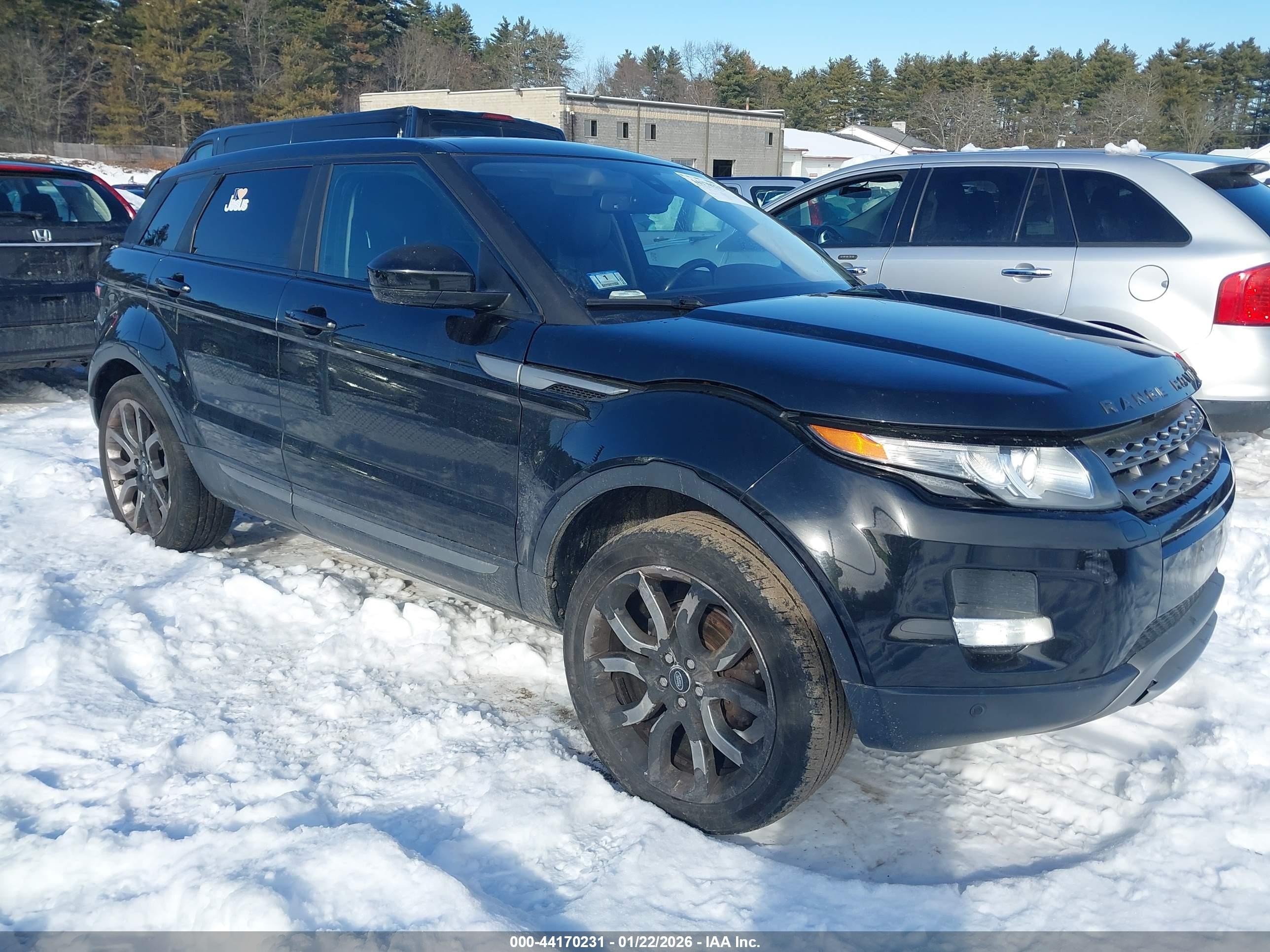 2015 Land Rover Range Rover Evoque Pure Plus, VIN SALVP2BG4FH018365 — Rear end