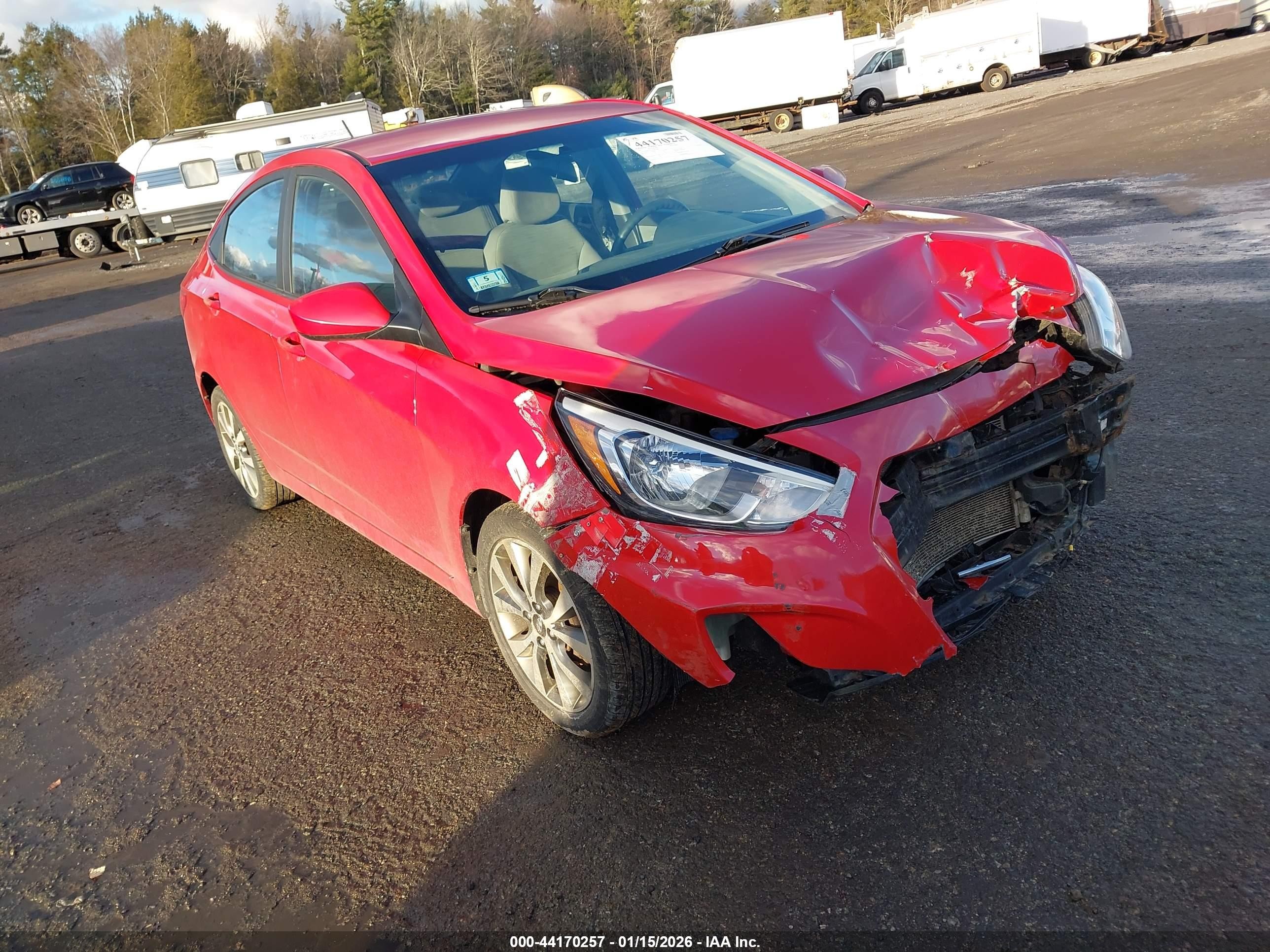 2017 Hyundai Accent SE, VIN KMHCT4AE3HU300217 — Перед