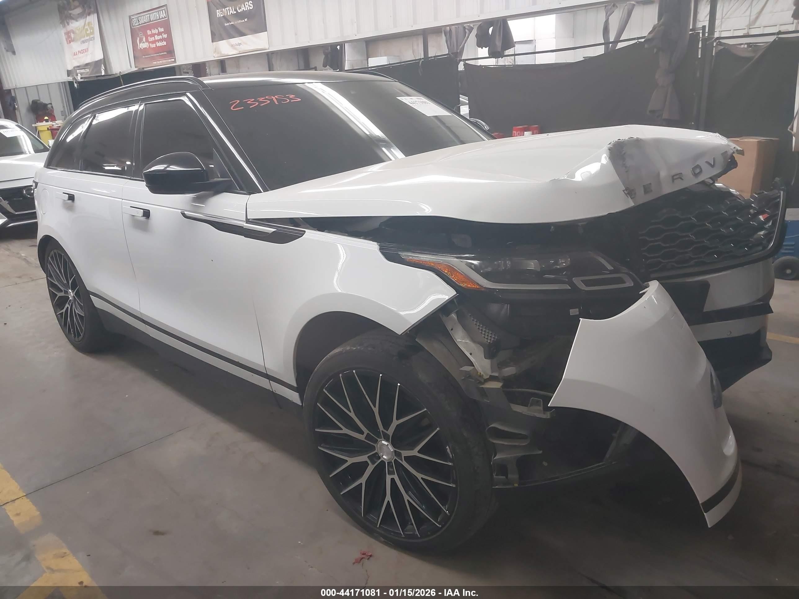 2019 Land Rover Range Rover Velar S, VIN SALYB2FV1KA233953 — Auction photo