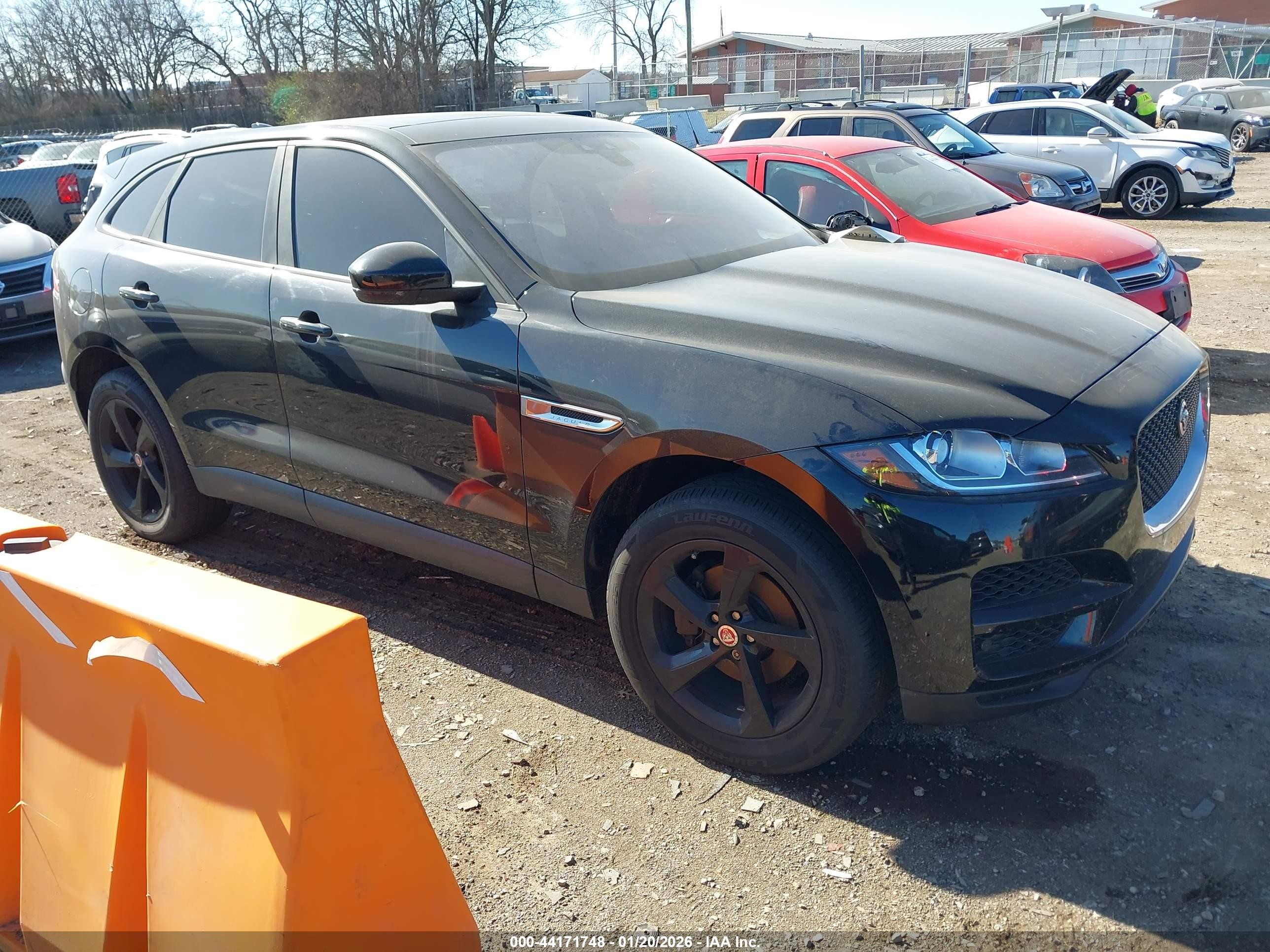 2017 Jaguar F-Pace 20d Premium, VIN SADCJ2BN9HA096140 — Not stated
