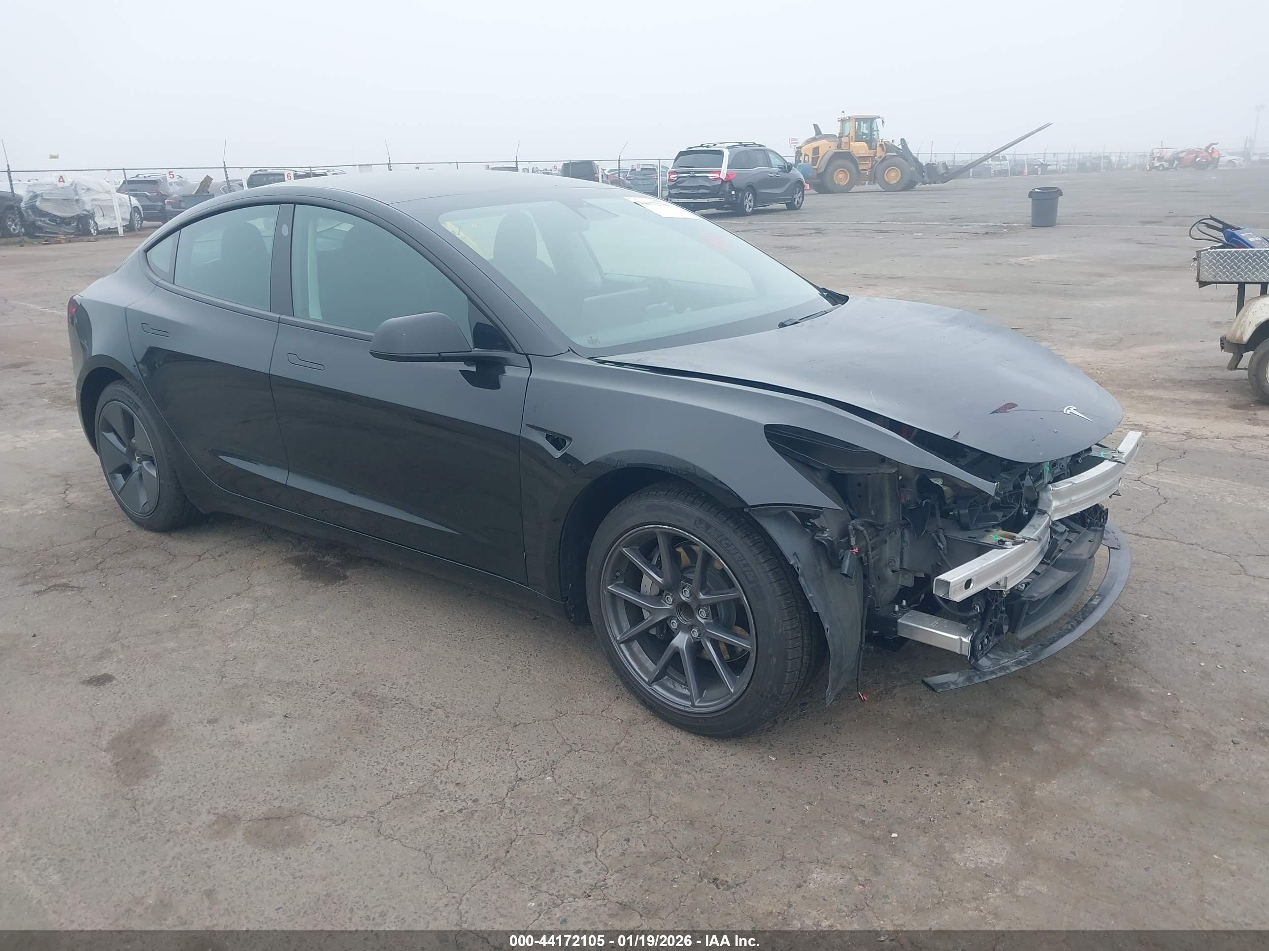 2021 Tesla Model 3 Standard Range Plus, VIN 5YJ3E1EA3MF919603 — Front end