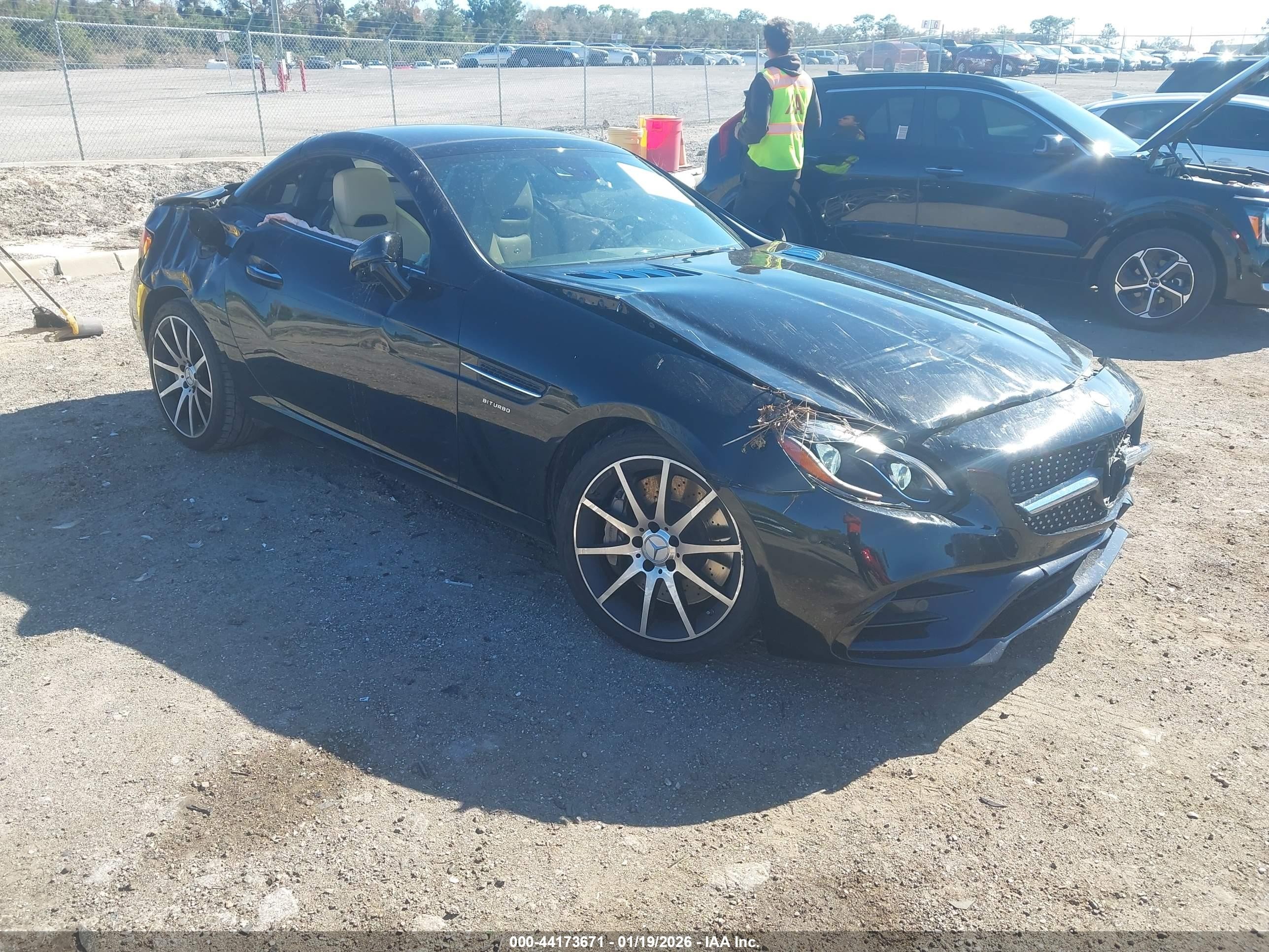 2020 Mercedes-Benz SLC 43 AMG, VIN WDDPK6GA4LF167818 — All over