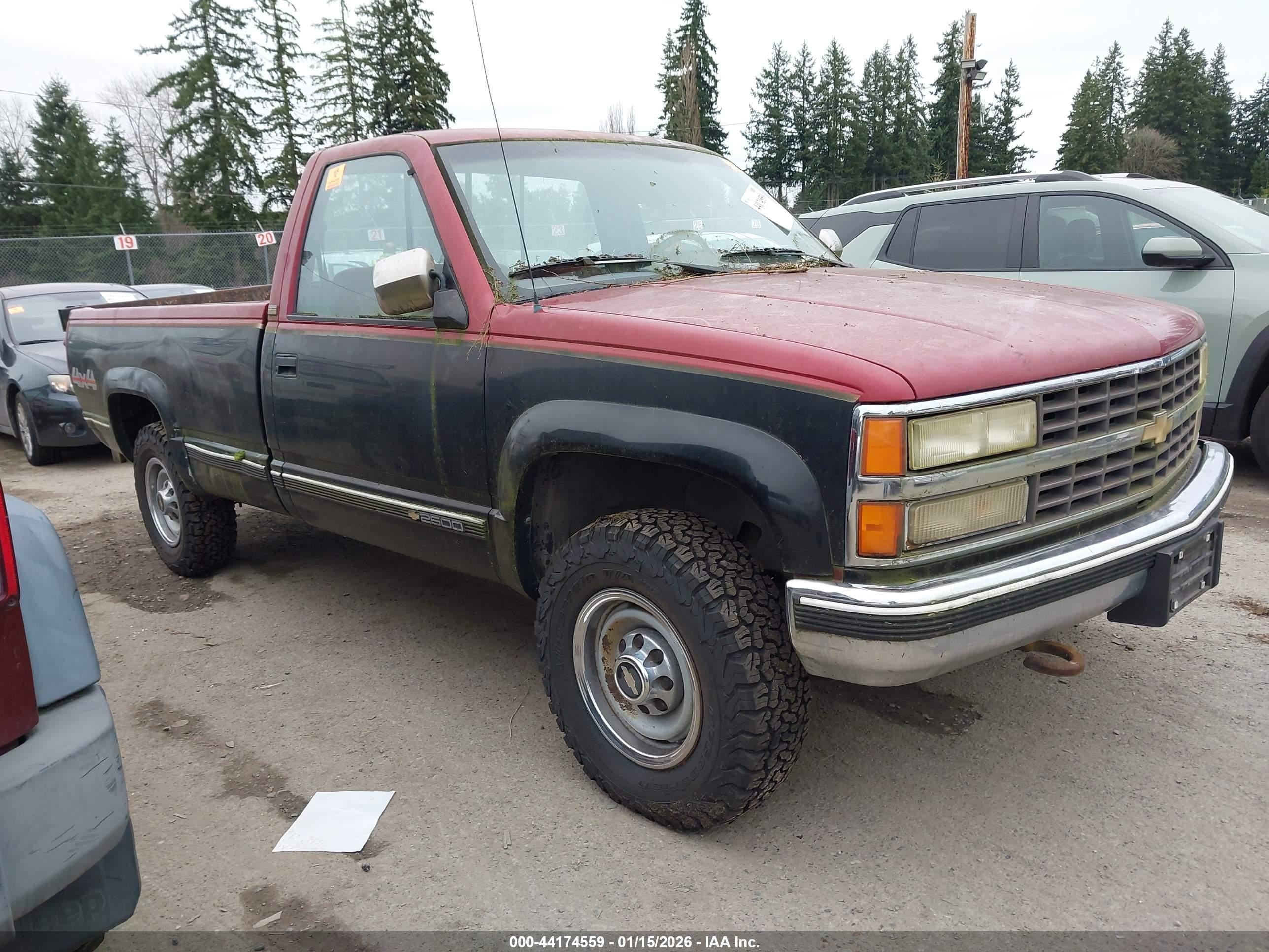 1991 Chevrolet Silverado 2500, VIN 1GCGK24K3ME124725 — Side