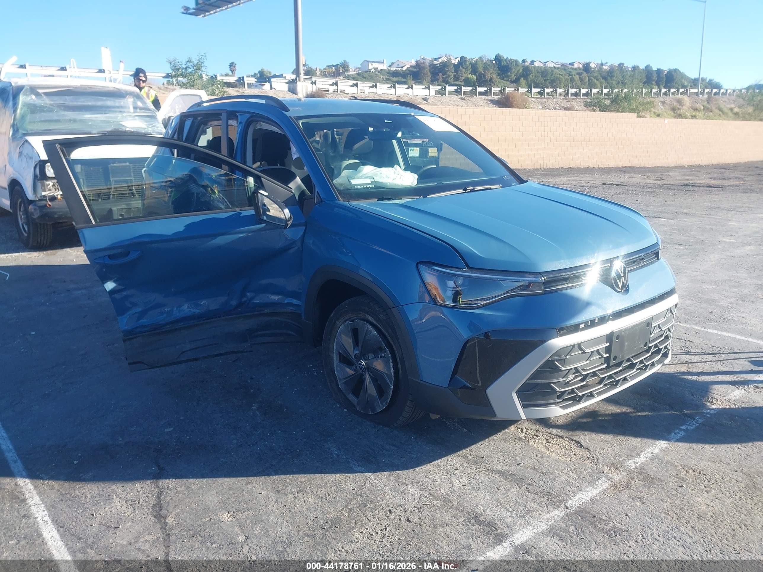 2025 Volkswagen Taos S, VIN 3VV5C7B22SM076938 — Side