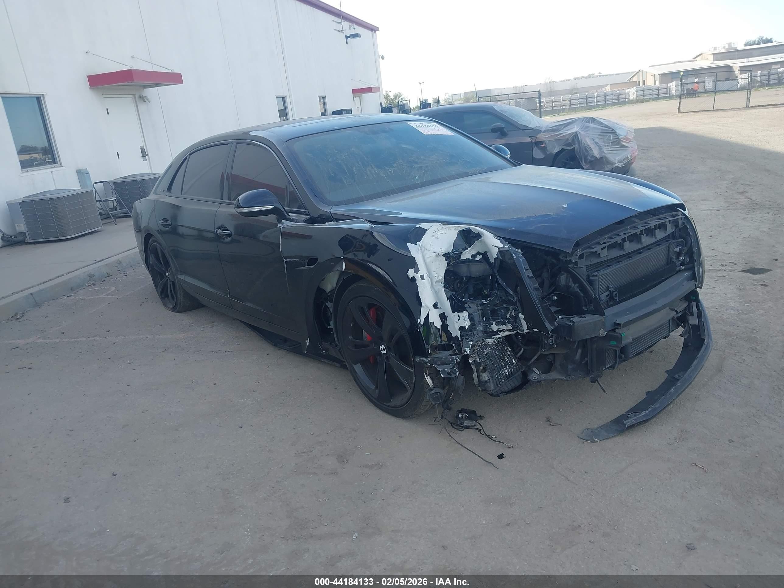 2018 Bentley Flying Spur, VIN SCBEJ9ZA9JC067038 — Auction photo