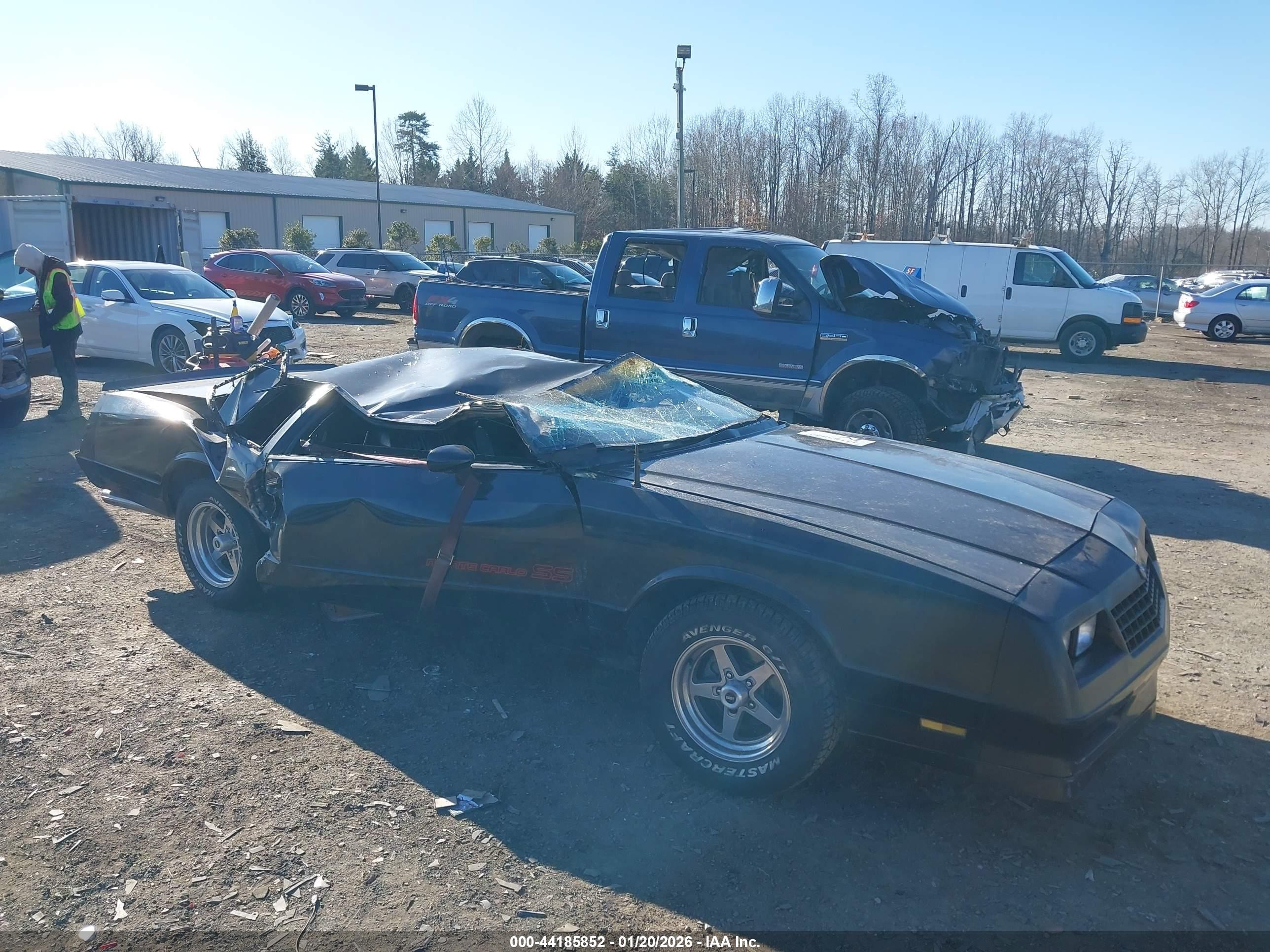 1985 Chevrolet Monte Carlo Sport SS, VIN 1G1GZ37G5FR179433 — Опрокидывание