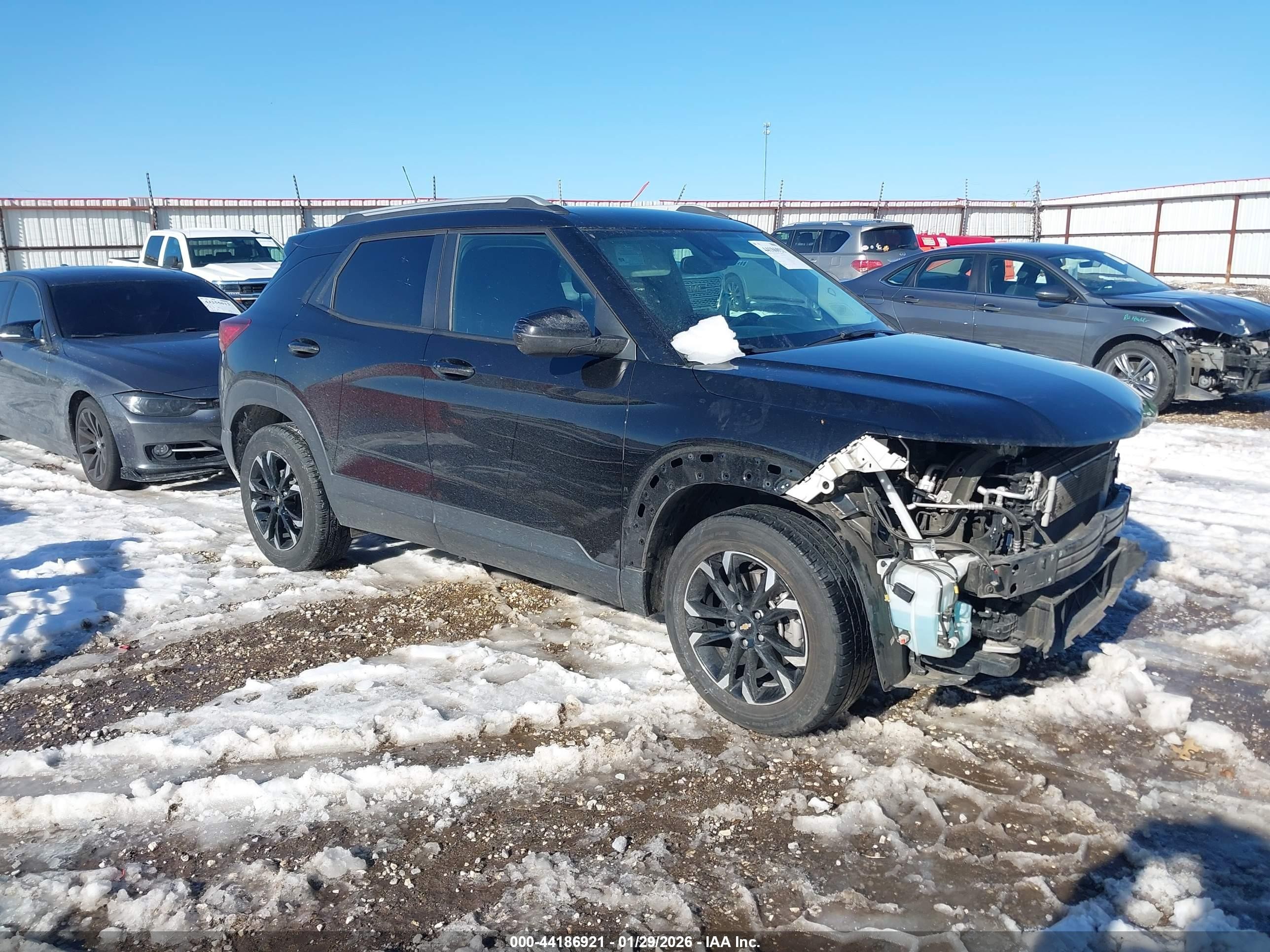 2021 Chevrolet TrailBlazer LT, VIN KL79MPSL5MB173175 — Front end