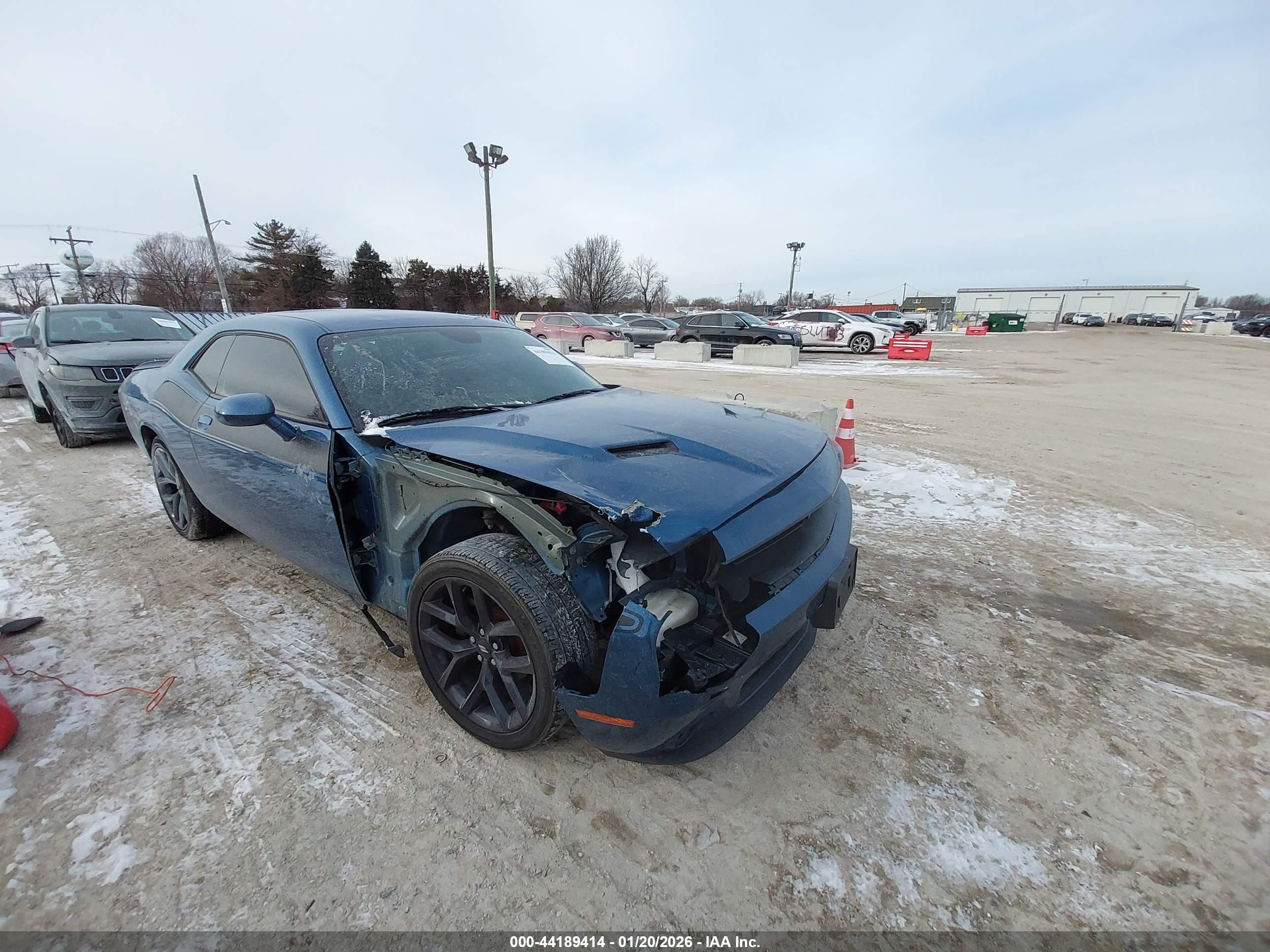 2020 Dodge Challenger SXT, VIN 2C3CDZAG9LH222901 — Side