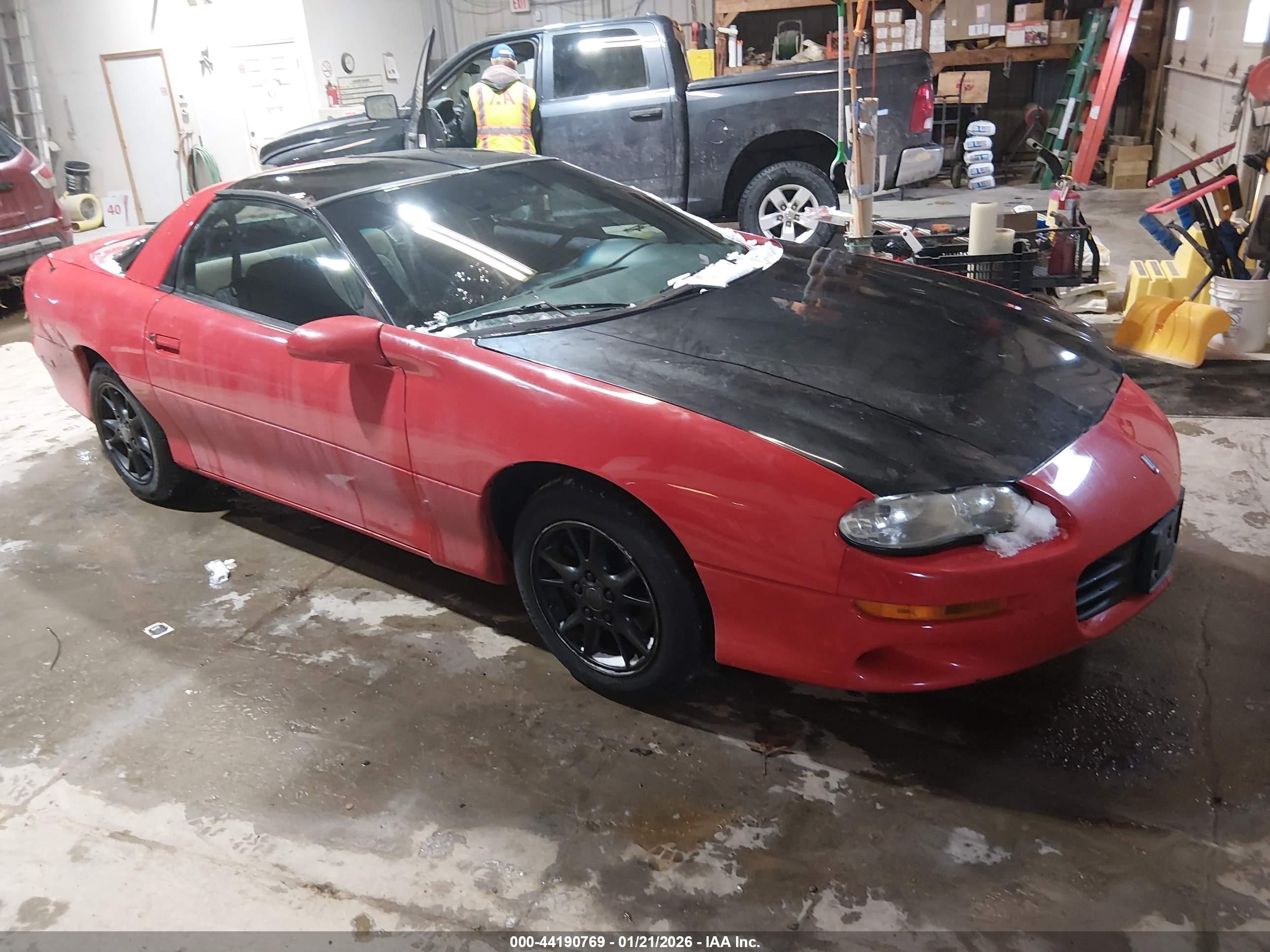 2000 Chevrolet Camaro, VIN 2G1FP22KXY2174483 — Not stated