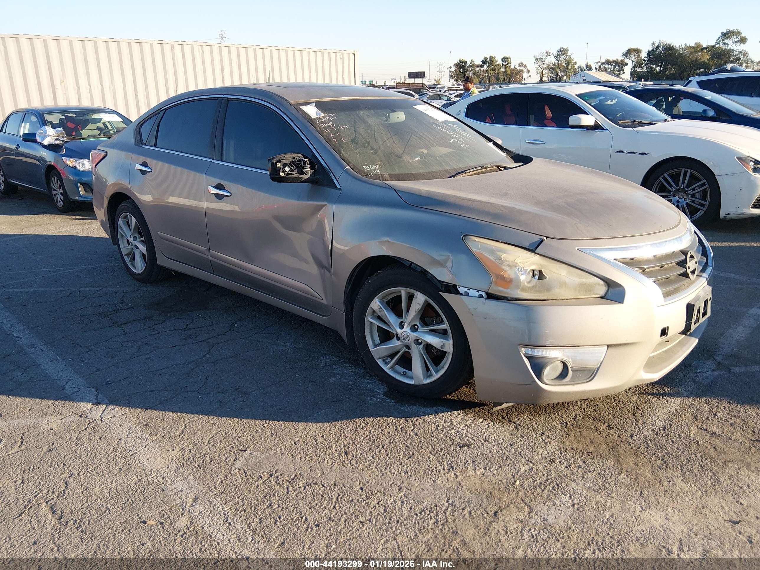 2014 Nissan Altima SV, VIN 1N4AL3AP0EN224913 — Repossession