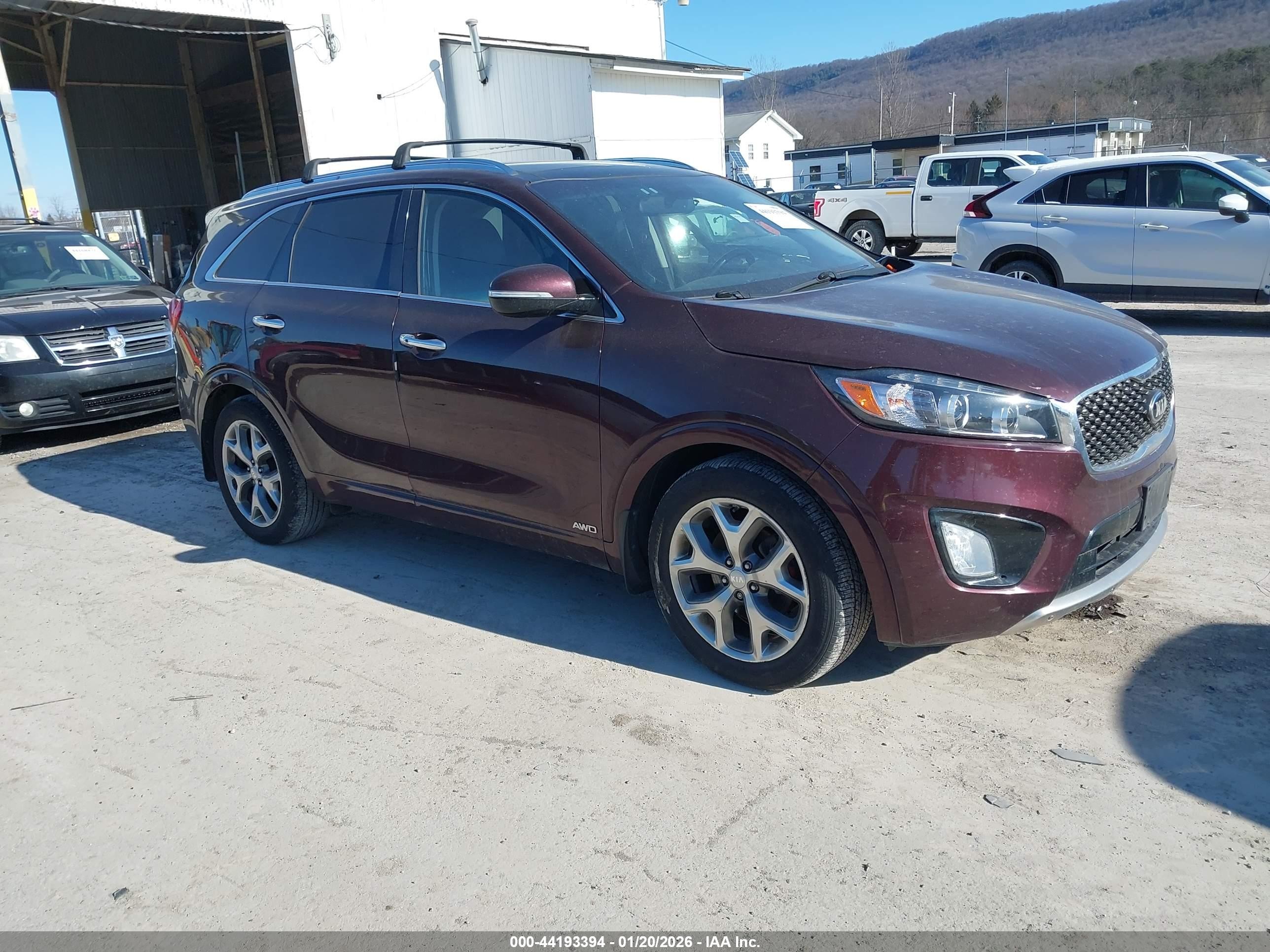 2016 Kia Sorento SX, VIN 5XYPKDA52GG122342 — Перед