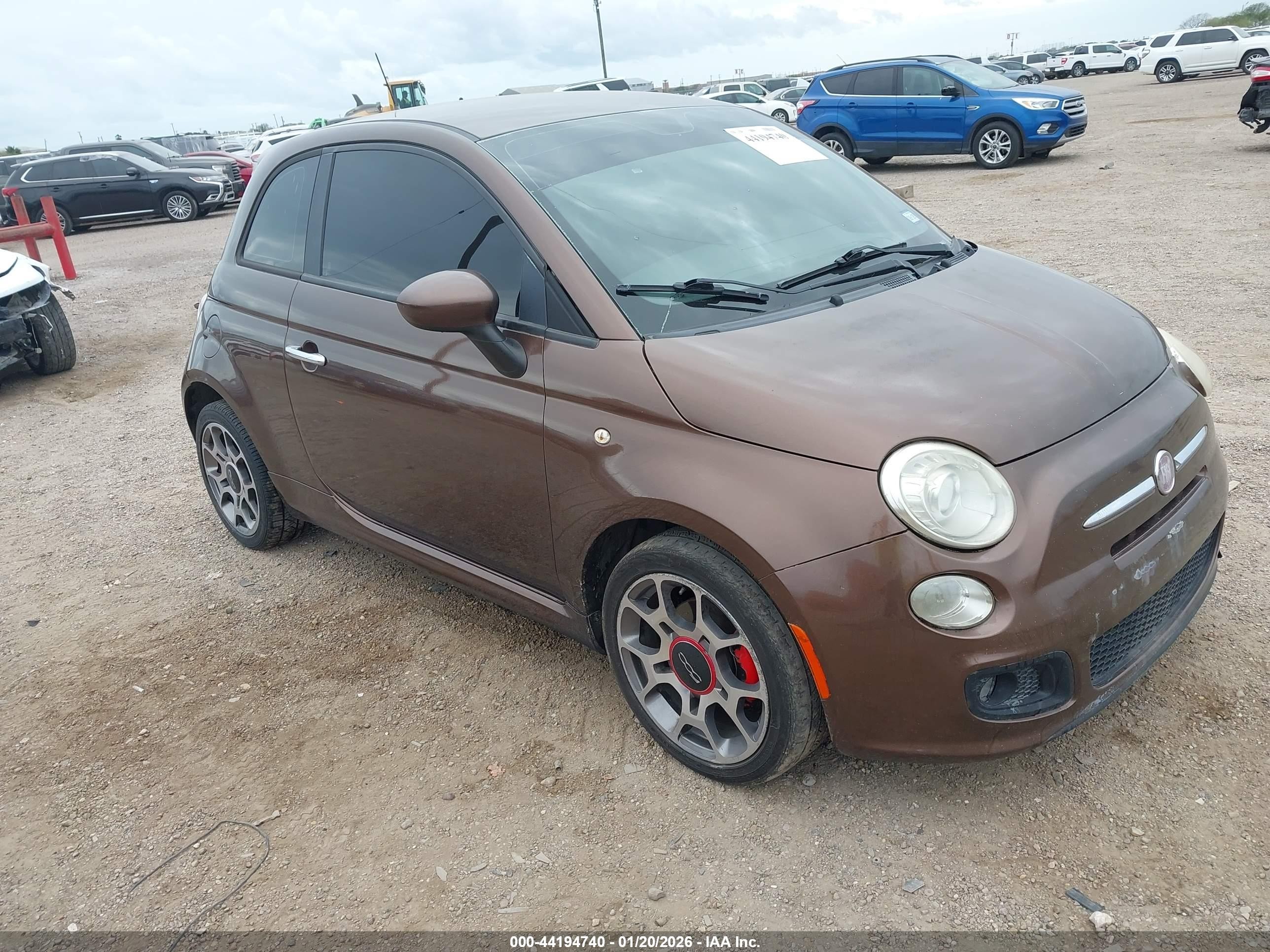 2012 FIAT 500 Sport, VIN 3C3CFFBR9CT115167 — Front end