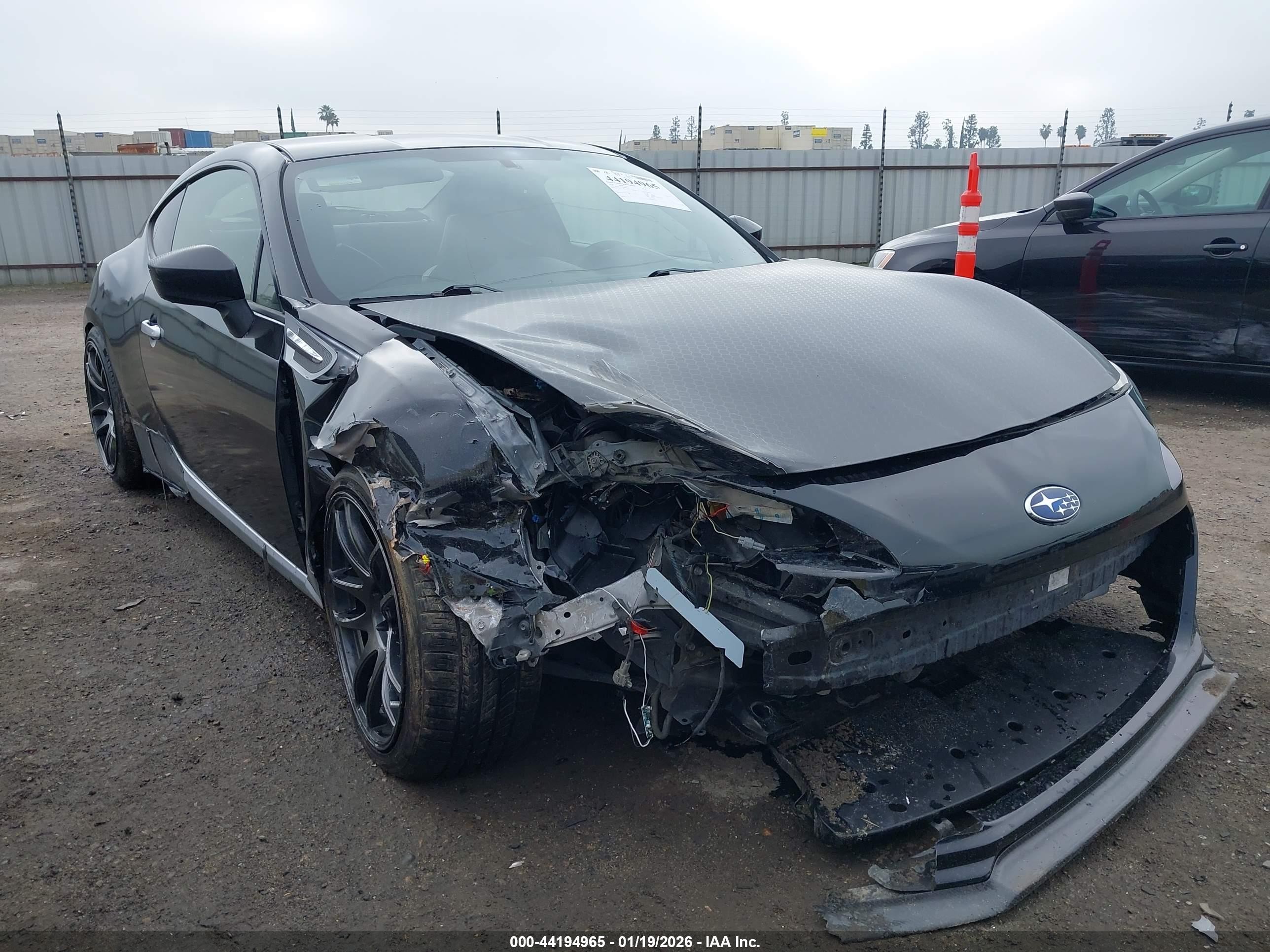 2015 Subaru BRZ Limited, VIN JF1ZCAC17F9606267 — Front end