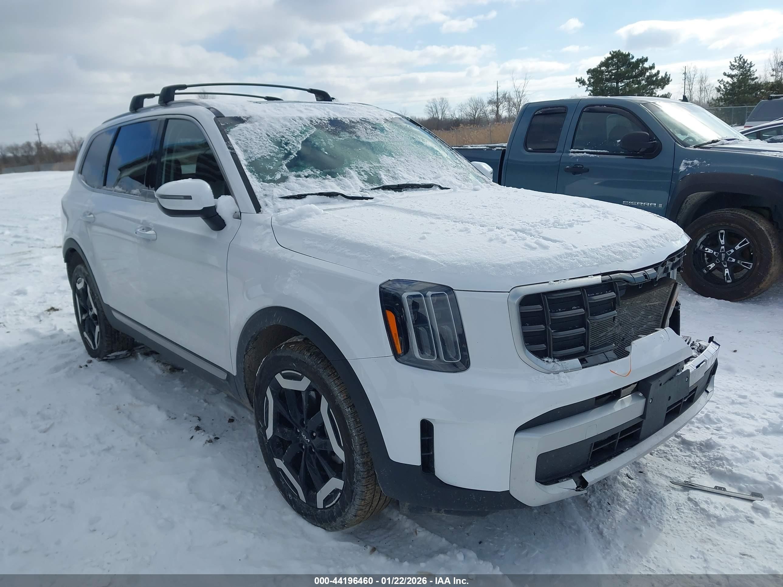2025 Kia Telluride S, VIN 5XYP6DGC6SG582252 — Перед
