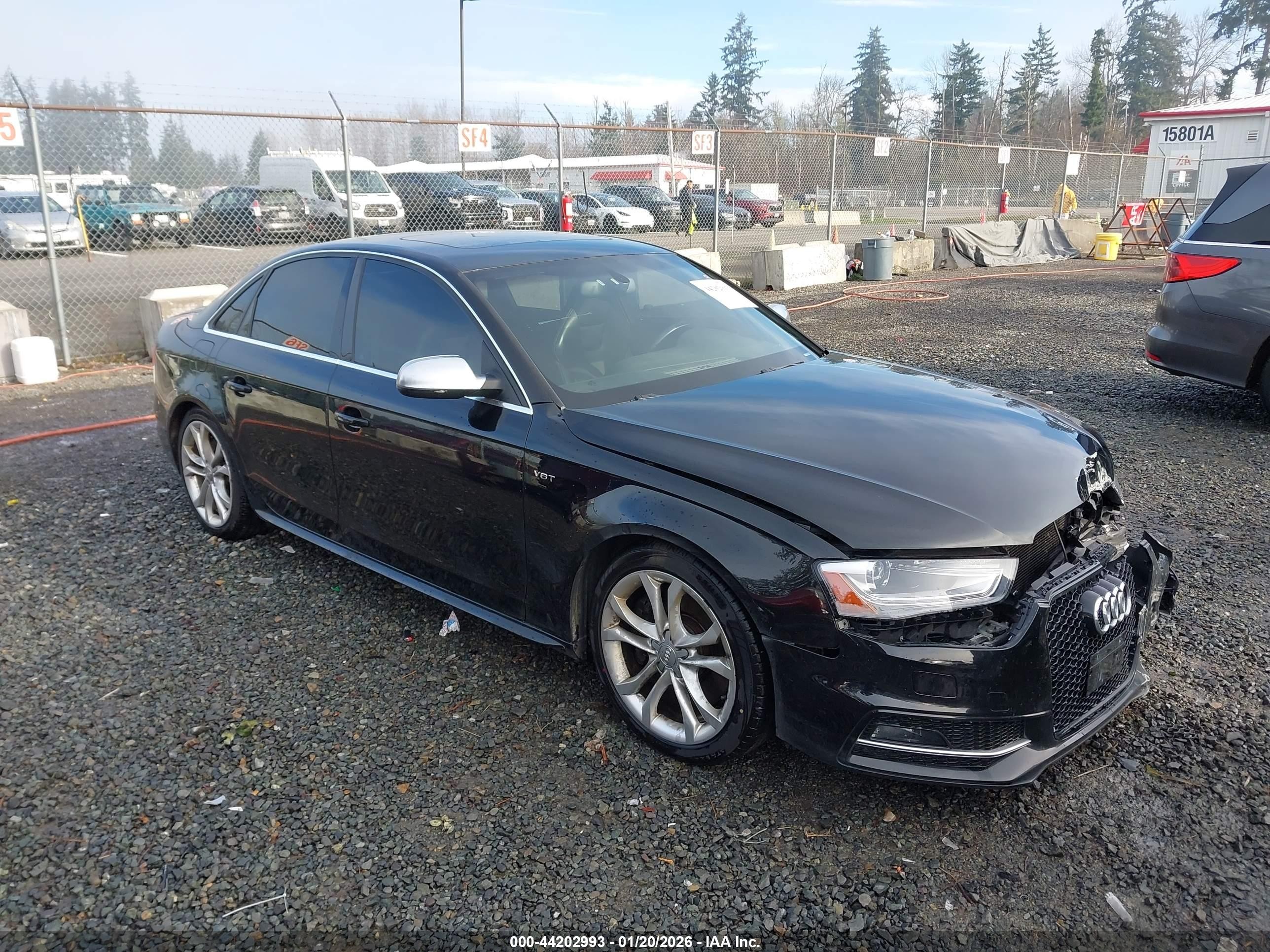 2016 Audi S4 Premium Plus, VIN WAUDGAFL9GA003761 — Перед