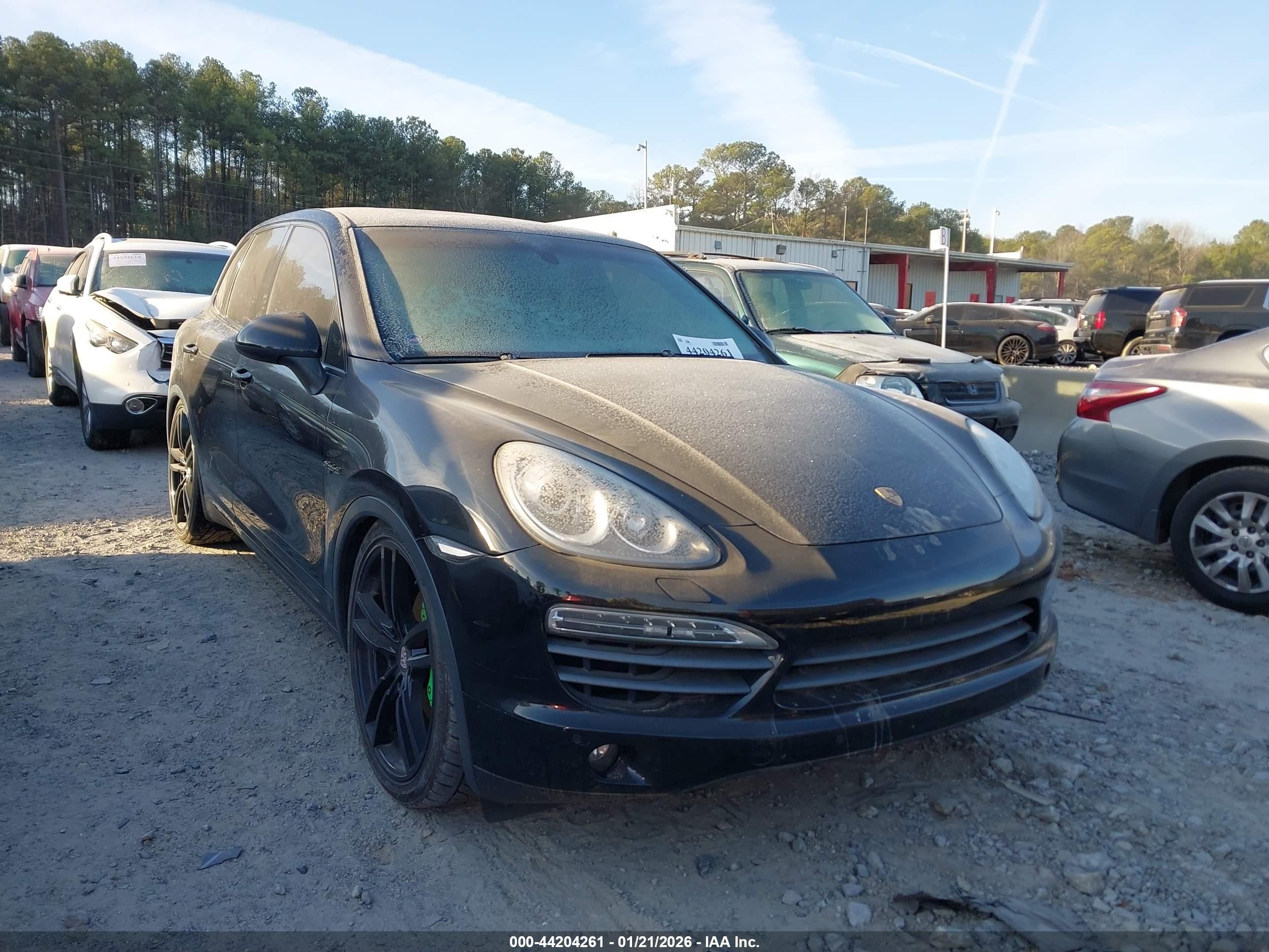 2012 Porsche Cayenne S Hybrid, VIN WP1AE2A24CLA92250 — Rear end