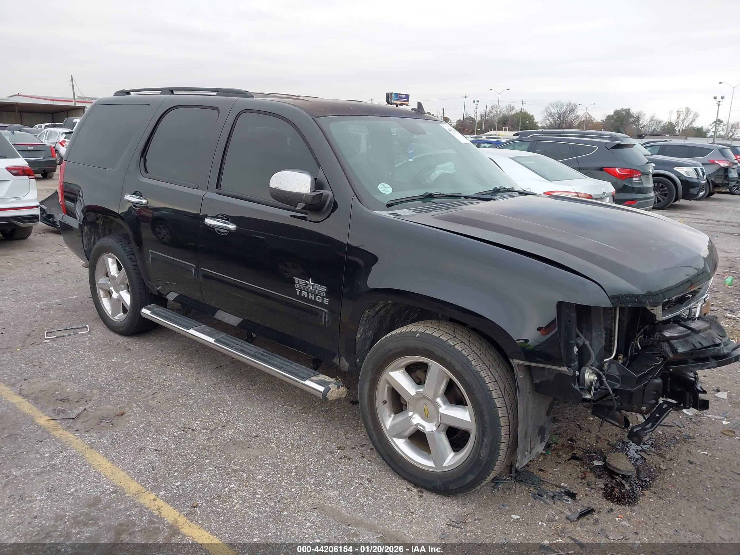 2010 Chevrolet Tahoe LS, VIN 1GNUCAE06AR179351 — Undercarriage