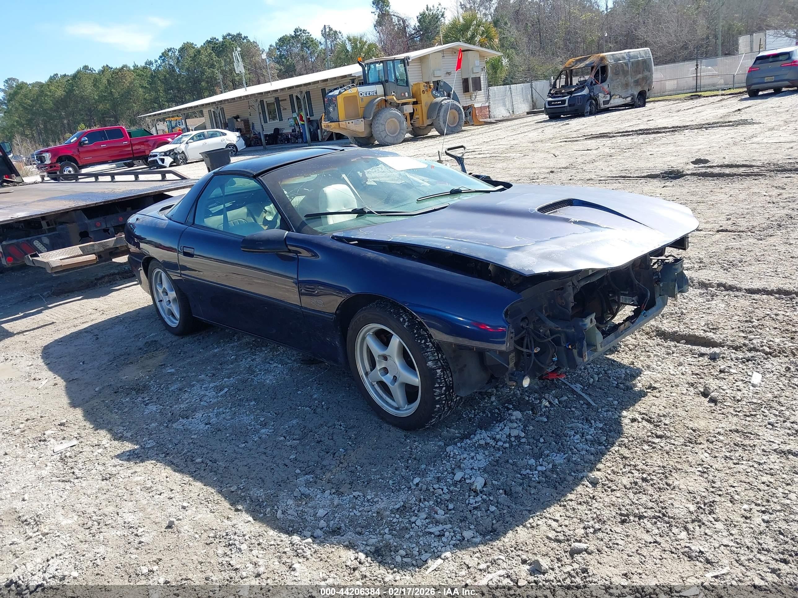 1998 Chevrolet Camaro Z28, VIN 2G1FP22G2W2133984 — Side
