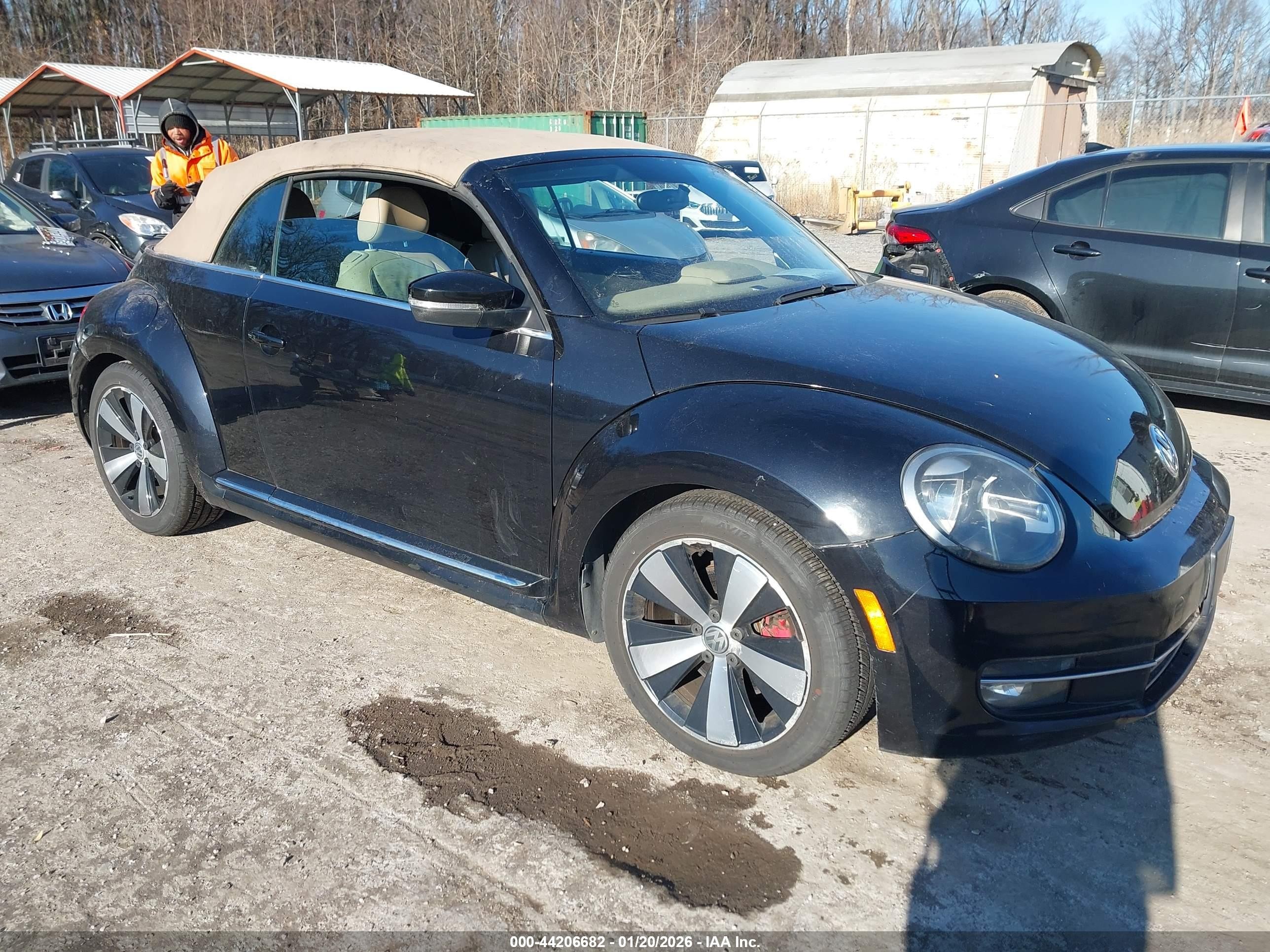 2013 Volkswagen Beetle 2.0T, VIN 3VW7A7AT1DM802957 — Electrical
