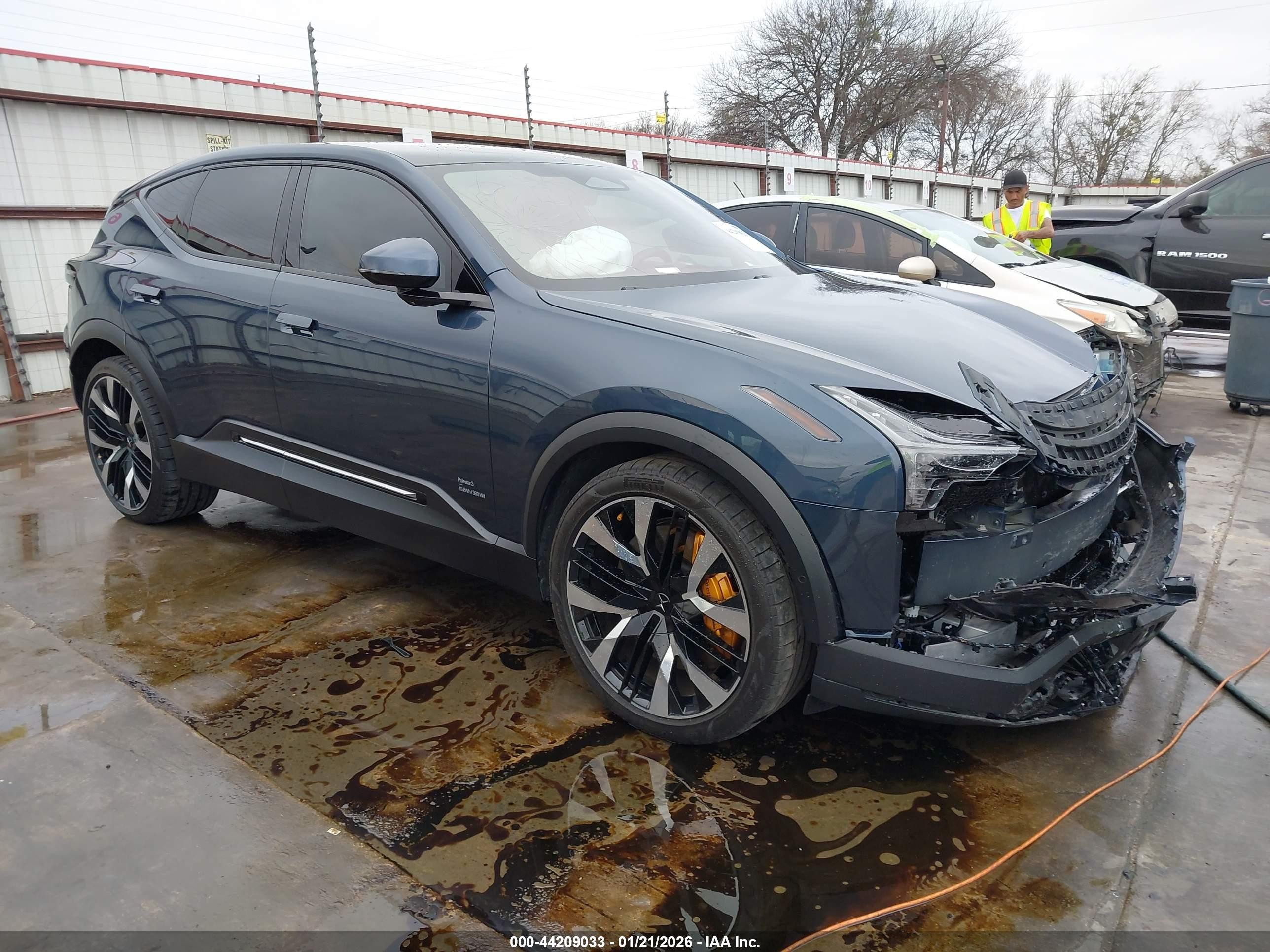 2025 Polestar 3 Performance Launch Edition, VIN 7SYEE3YB1SG026916 — Front end