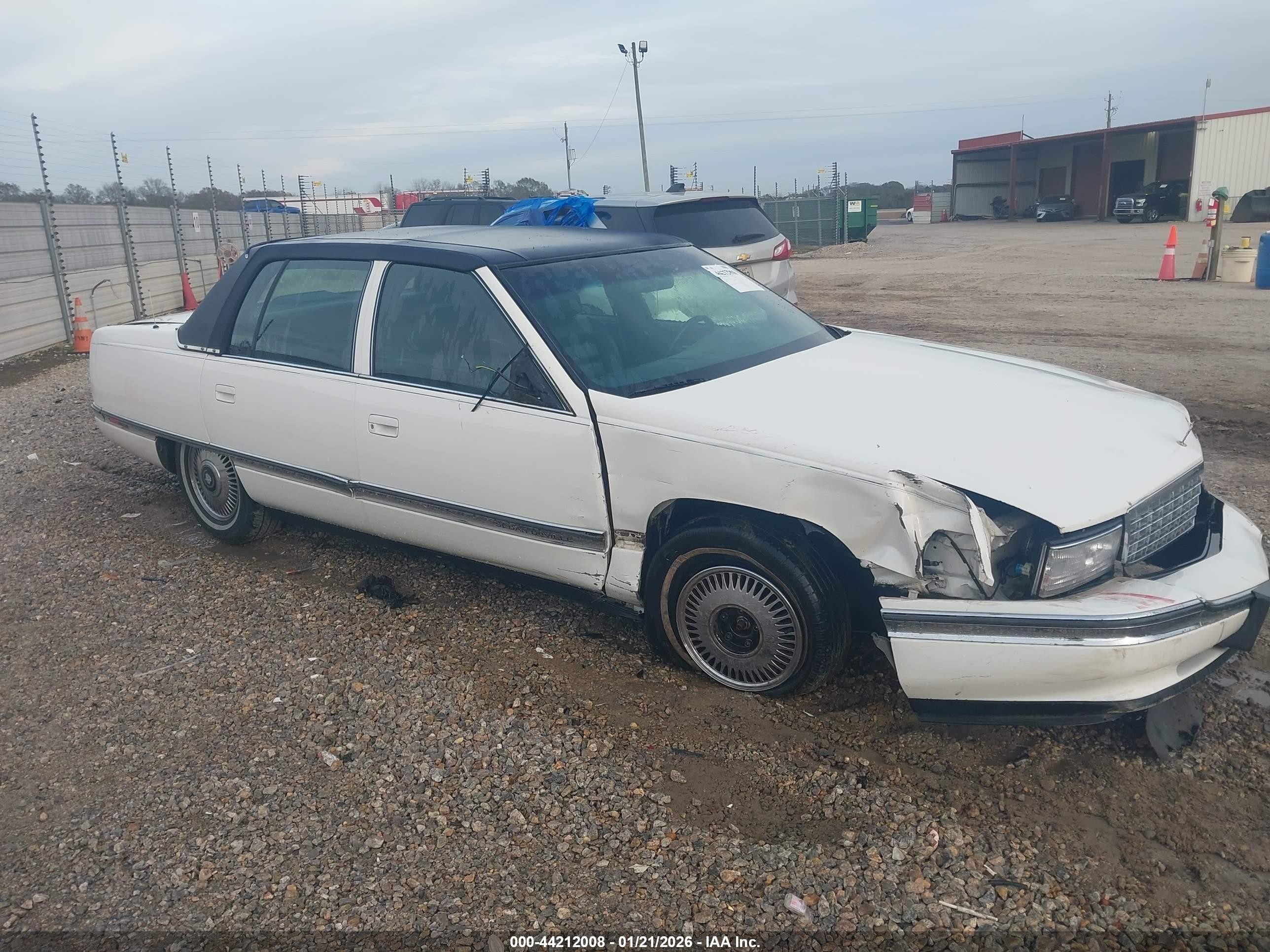 1995 Cadillac DeVille, VIN 1G6KD52B8SU301753 — Перед