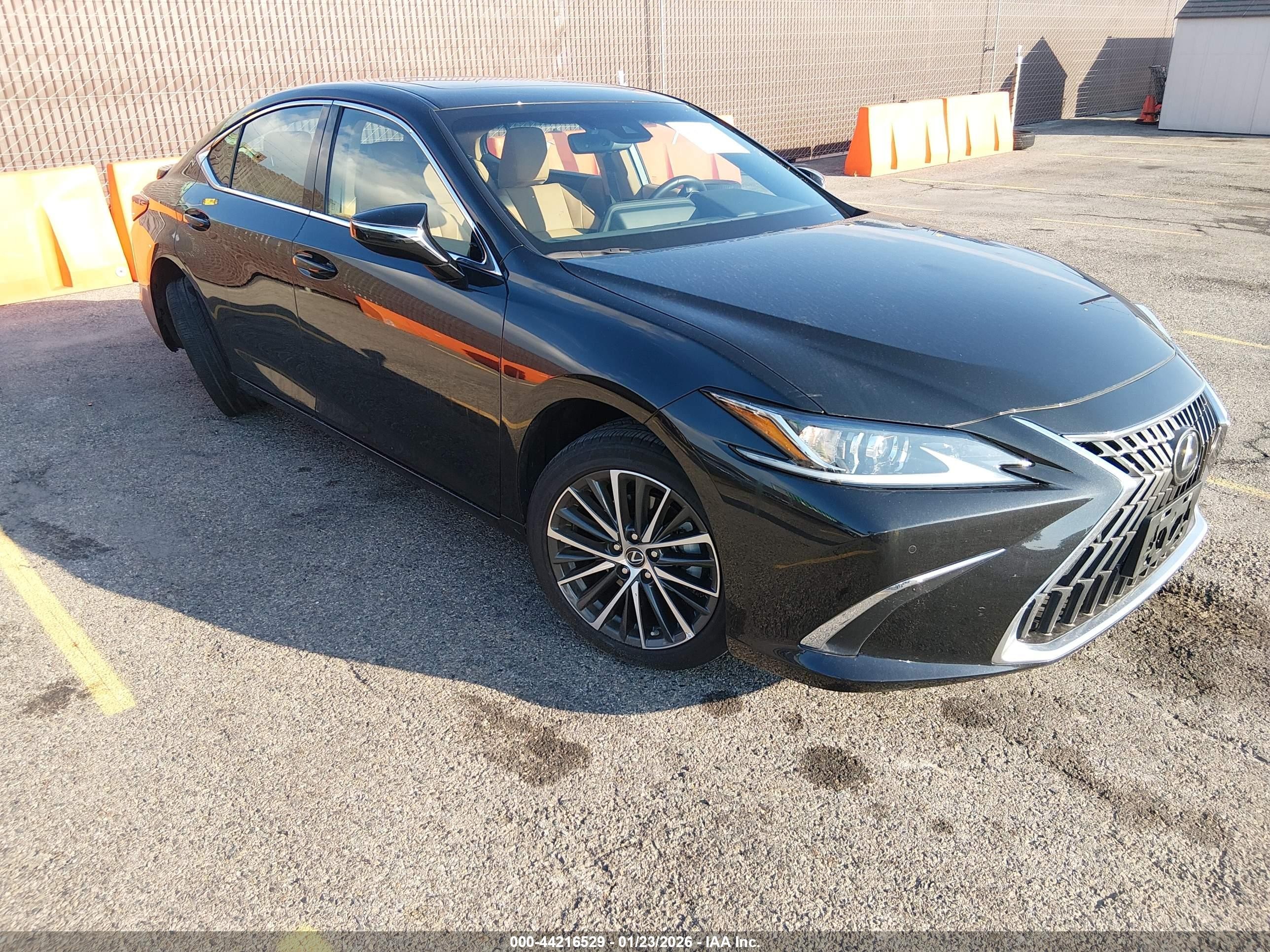 2025 Lexus ES 300h, VIN 58ADA1C17SU060186 — Side
