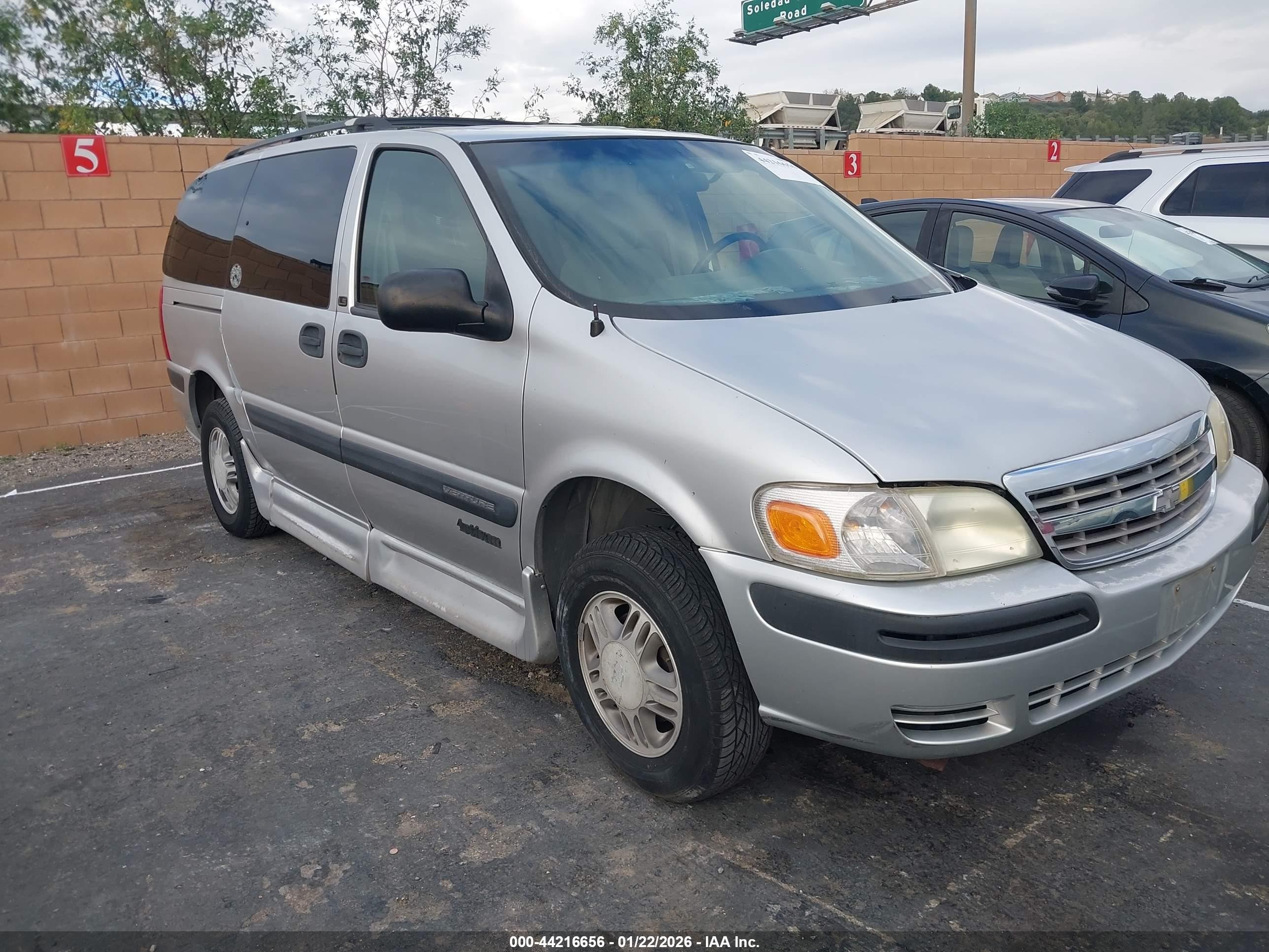 2003 Chevrolet Venture LS w/Y3G Mobility, VIN 1GBDX23E43D201207 — Side