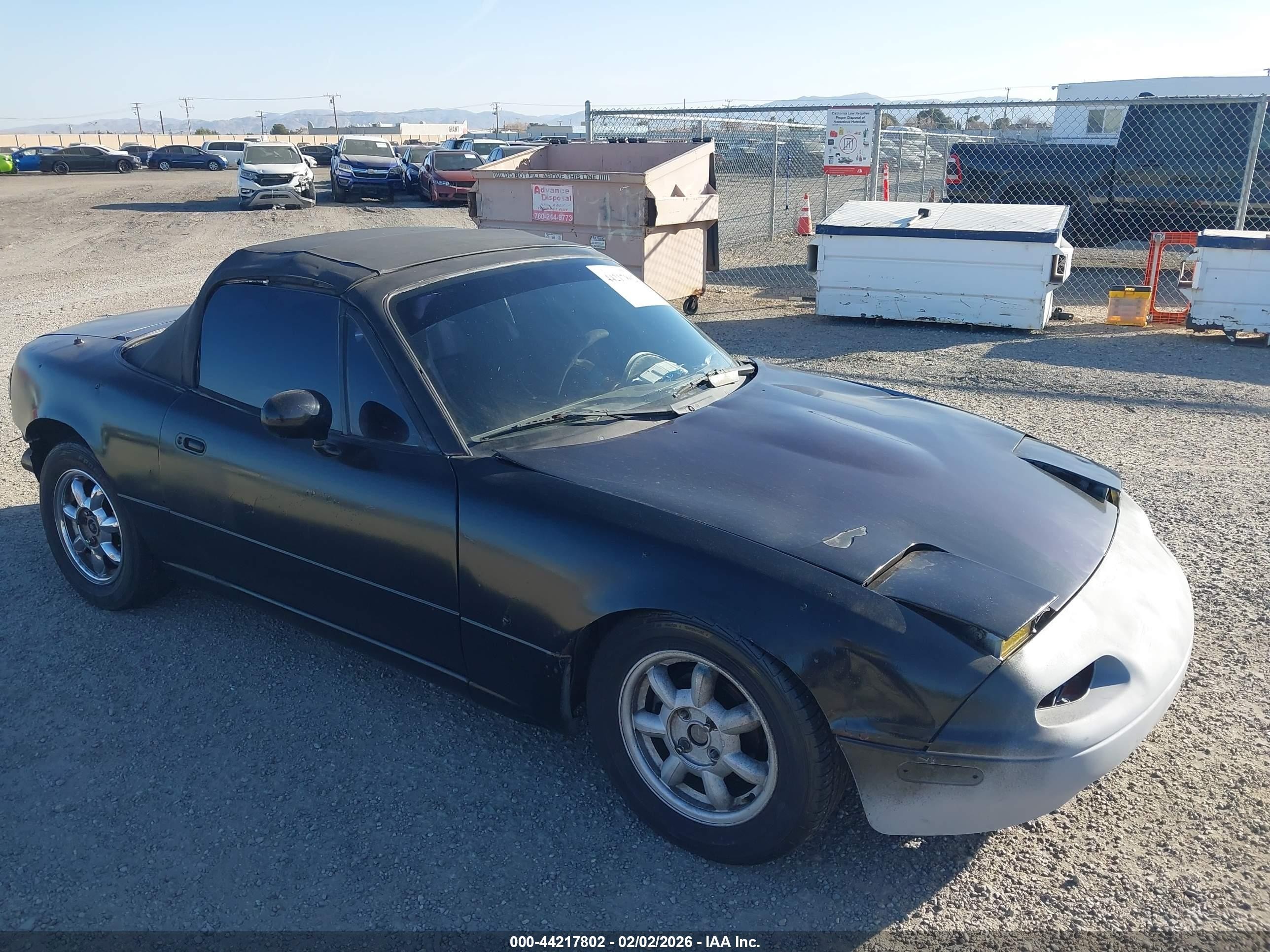 1990 Mazda MX-5 Miata, VIN JM1NA3523L0142166 — Vandalism