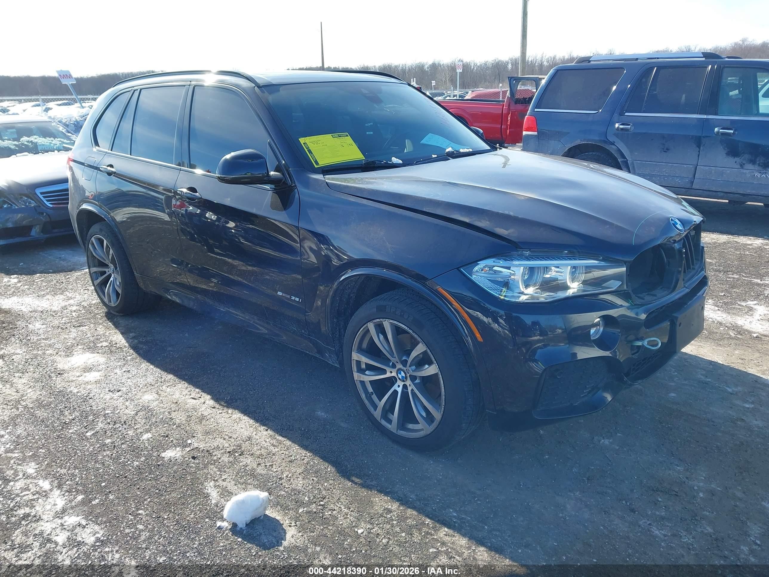 2018 BMW X5 sDrive35i, VIN 5UXKR2C50J0X10484 — Front end