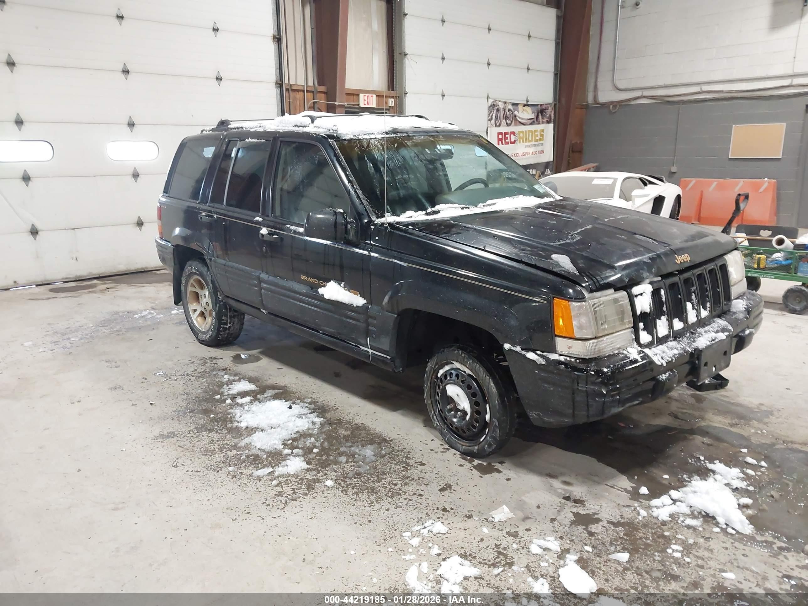 1996 Jeep Grand Cherokee Limited, VIN 1J4GZ78Y6TC311839 — All over