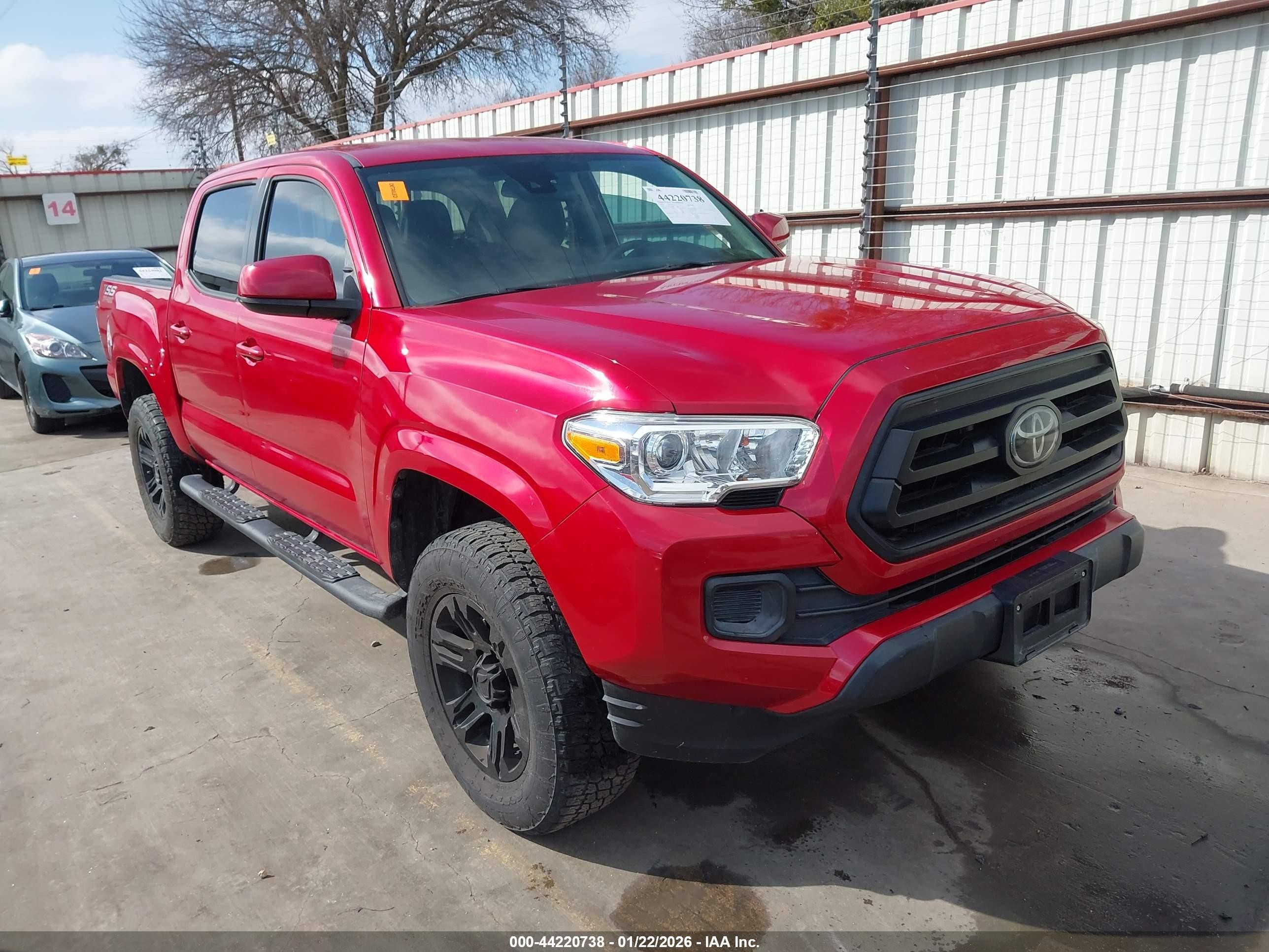 2021 Toyota Tacoma SR, VIN 3TYAX5GN3MT032401 — Rear end