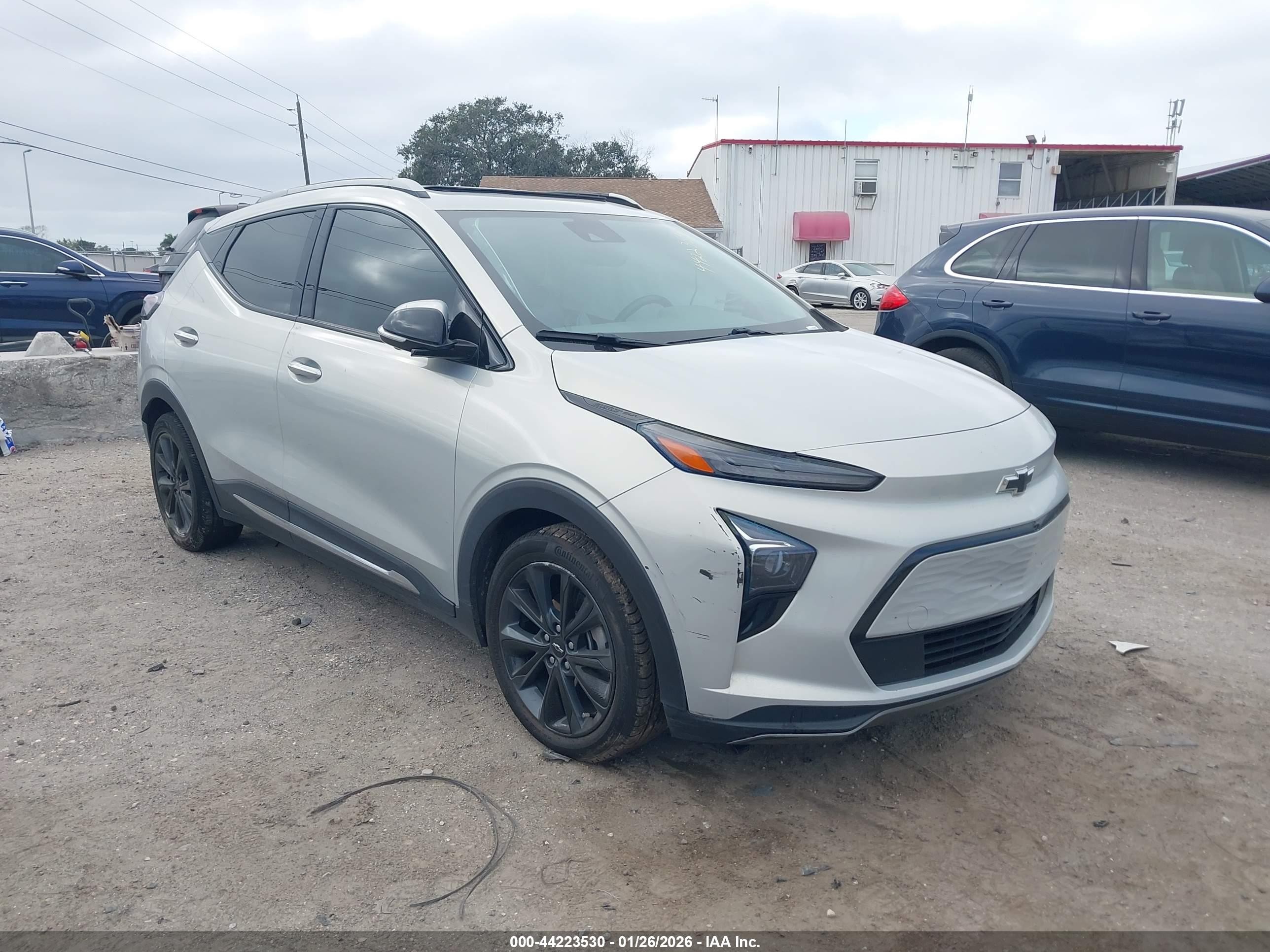 2022 Chevrolet Bolt EUV Premier, VIN 1G1FZ6S05N4126170 — Side