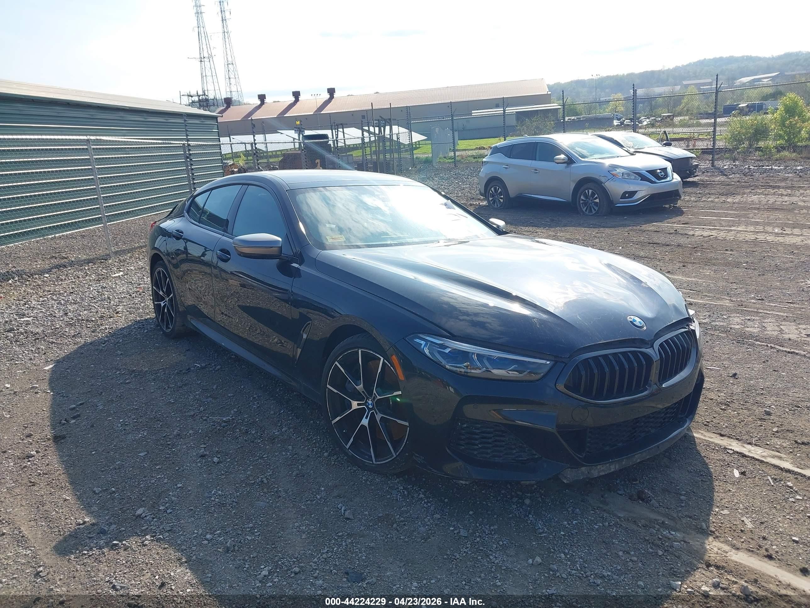 2020 BMW 8 Series M850i, VIN WBAGV8C09LCE61579 — Rear end