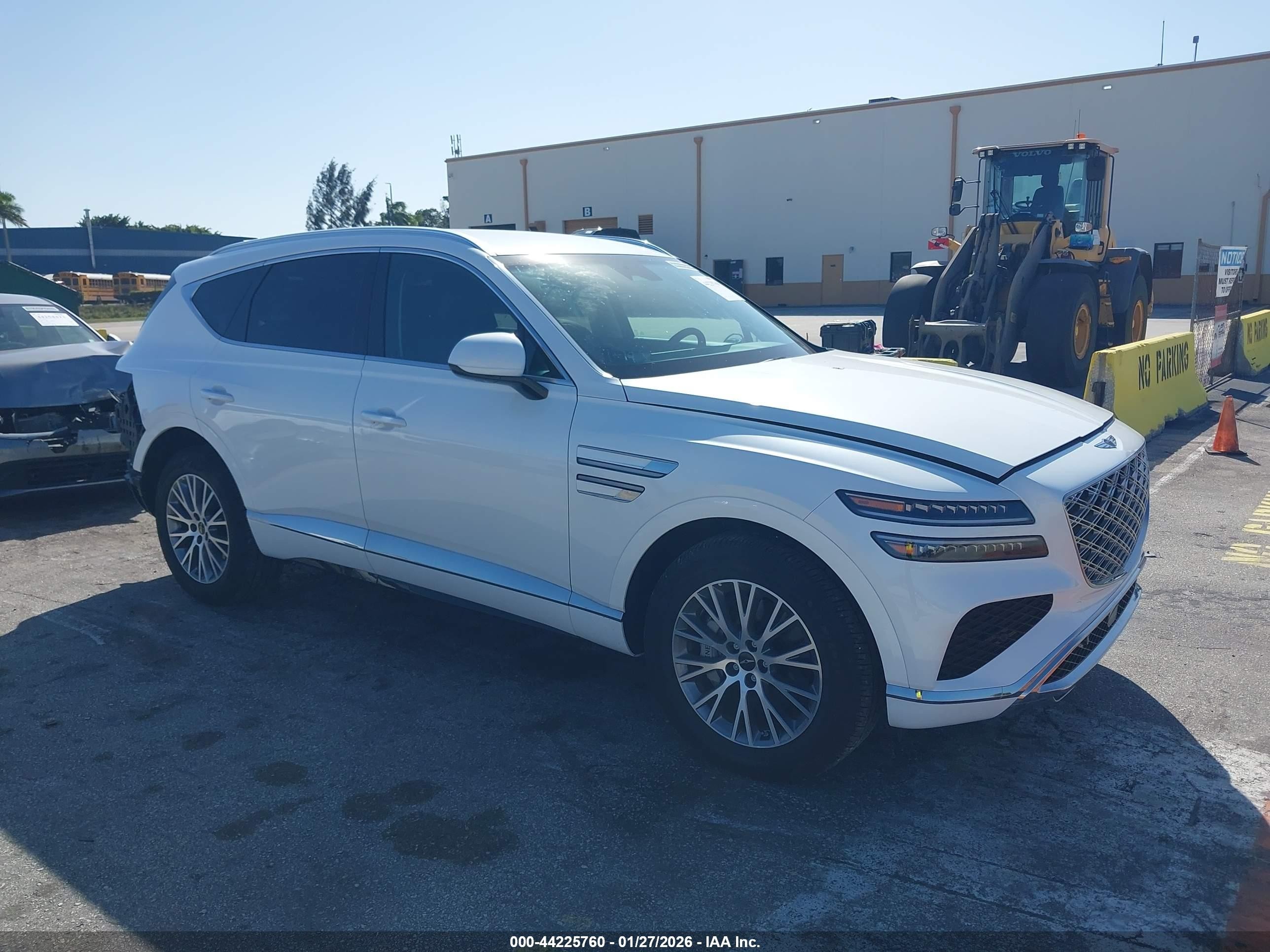 2026 Genesis GV80 2.5T, VIN KMUHFESB3TU301661 — Rear end