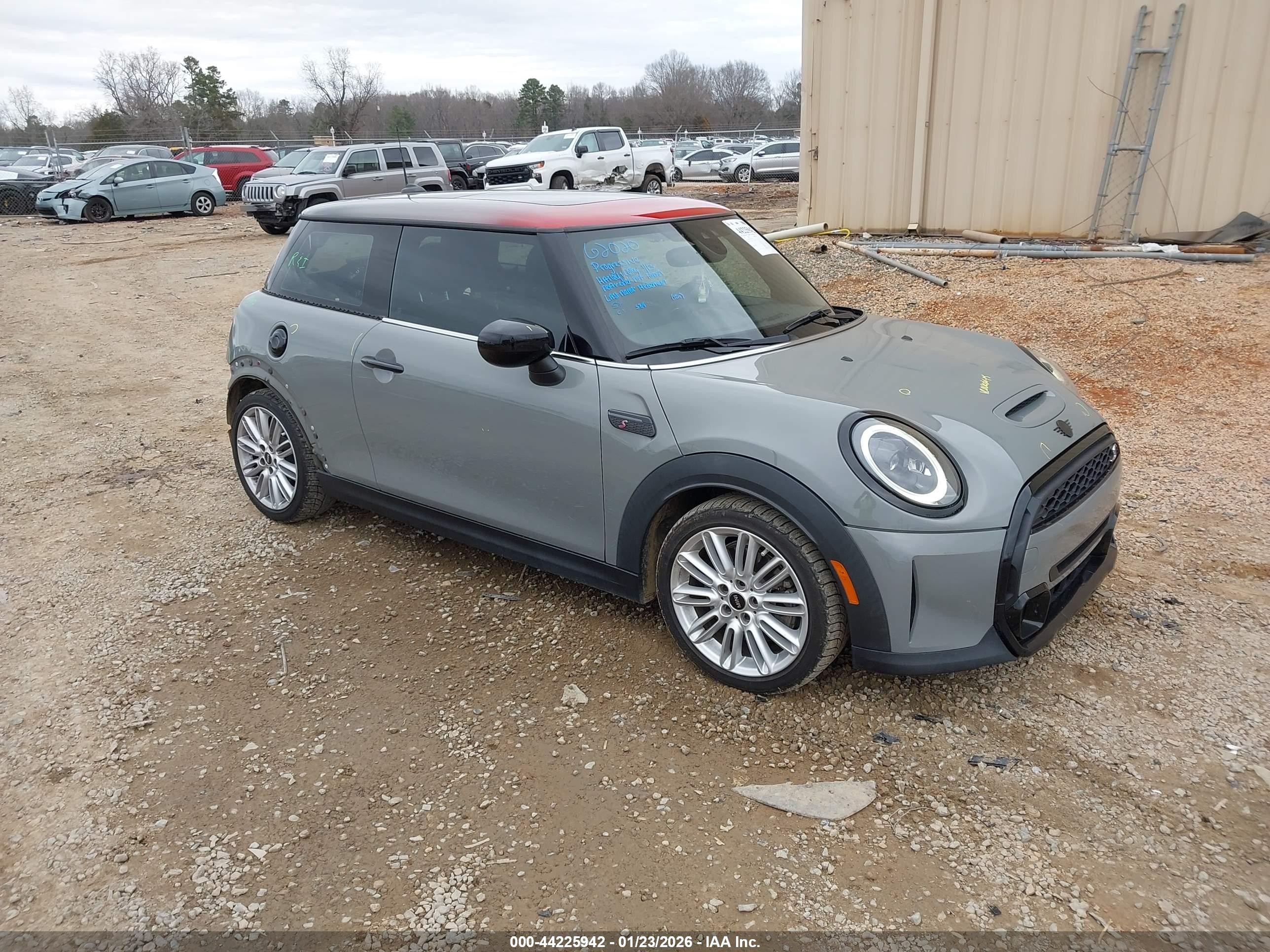 2023 MINI Hardtop Cooper S, VIN WMW53DH00P2T73768 — Rear end
